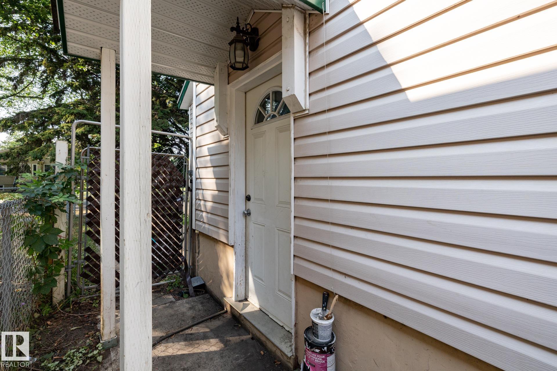 Photo 38 at 11415 85 Street NW, Parkdale, Edmonton