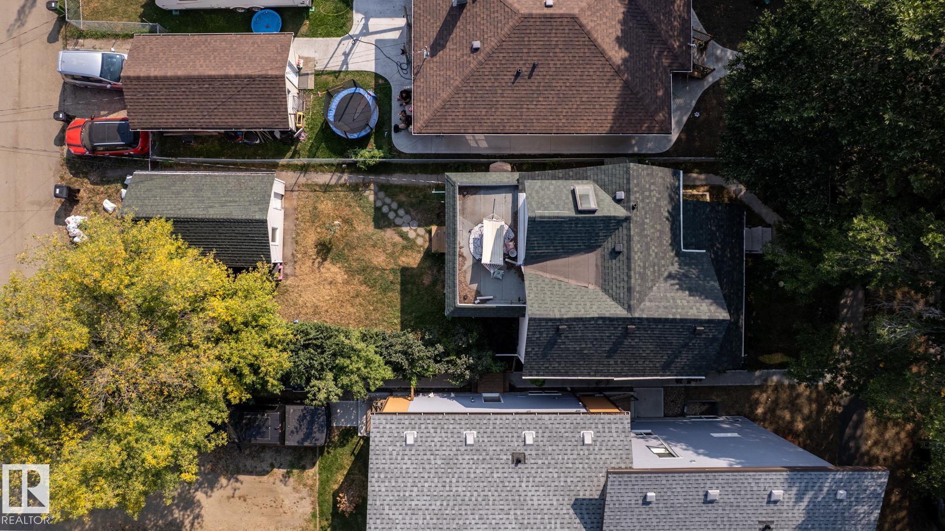 Photo 42 at 11415 85 Street NW, Parkdale, Edmonton