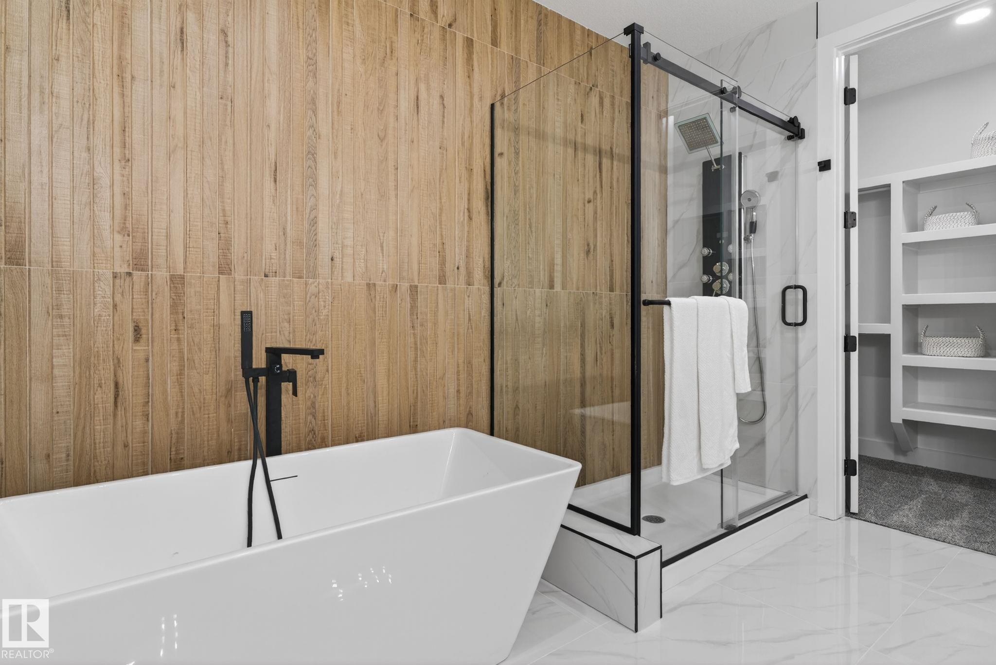 Photo 32 at 213 Fraser Way NW, Fraser, Edmonton