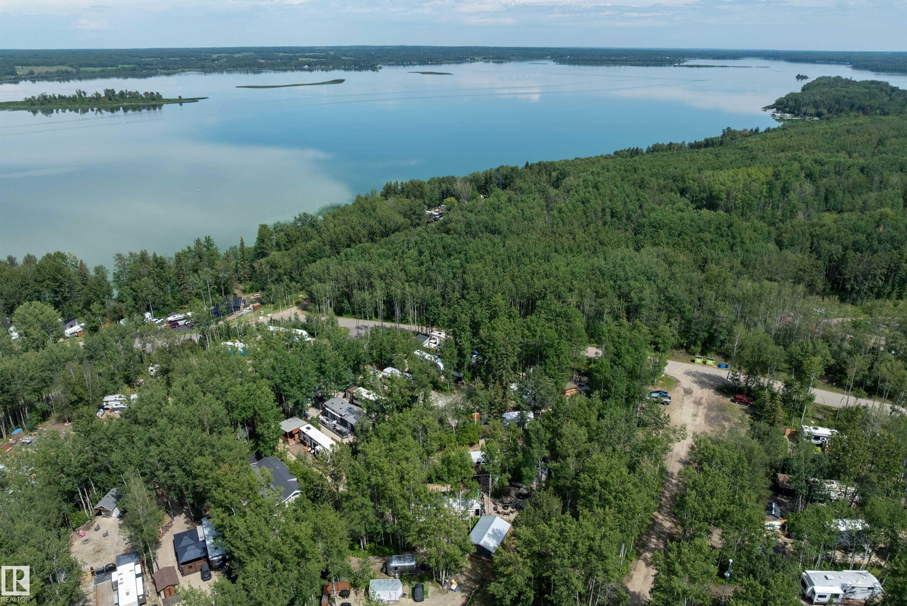 Photo 7 at 101 - 53509 Rr 60, Sunset Shores, Rural Parkland County