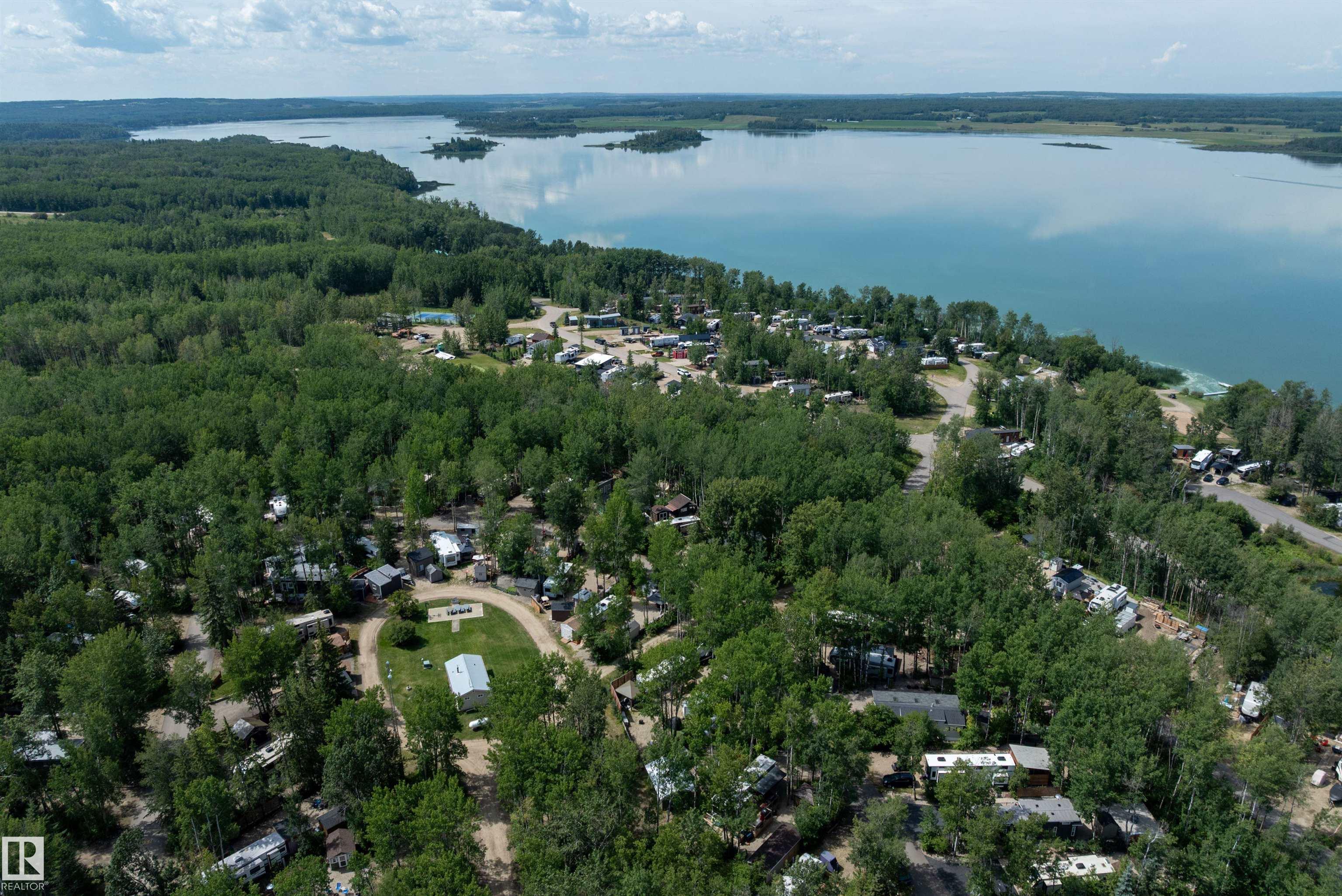 Photo 8 at 101 - 53509 Rr 60, Sunset Shores, Rural Parkland County