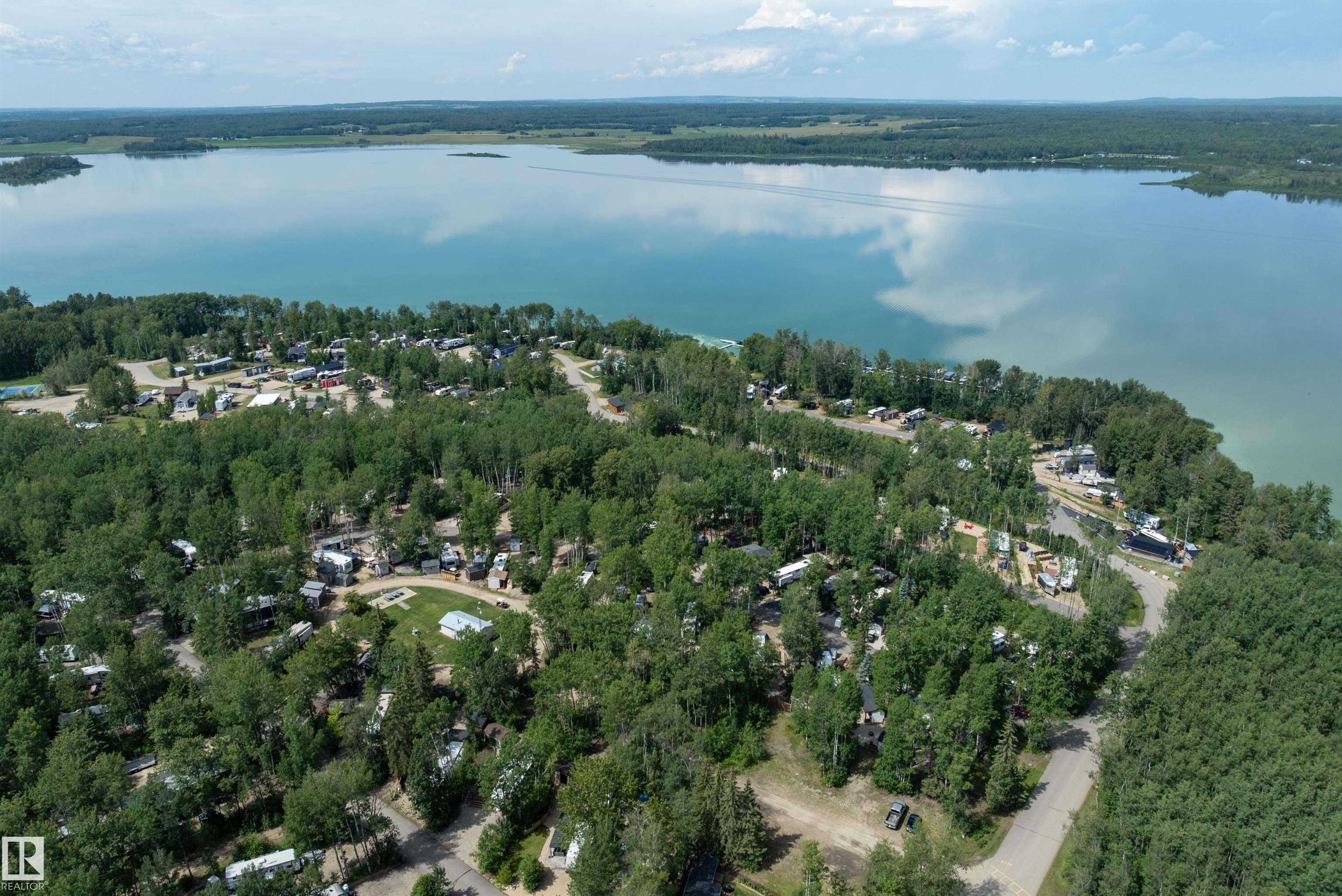 Photo 9 at 101 - 53509 Rr 60, Sunset Shores, Rural Parkland County