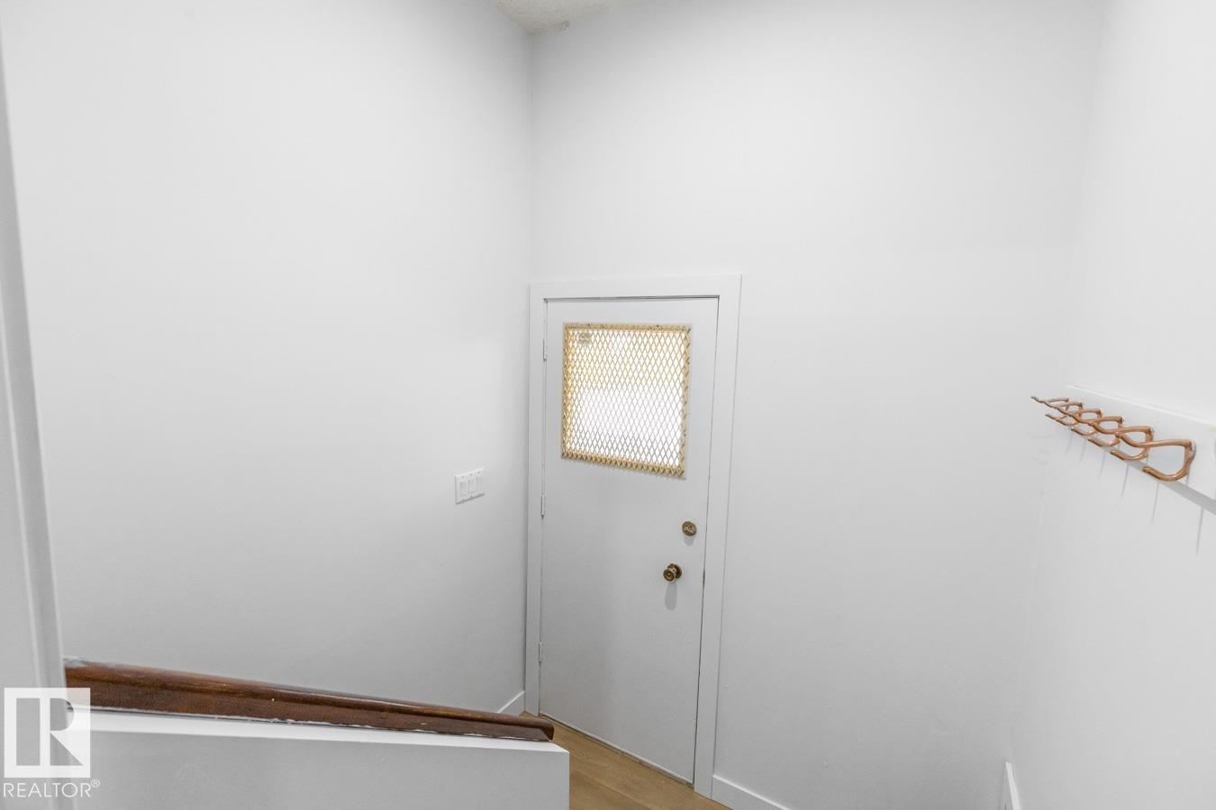 Photo 26 at 1118 68 Street NW, Menisa, Edmonton