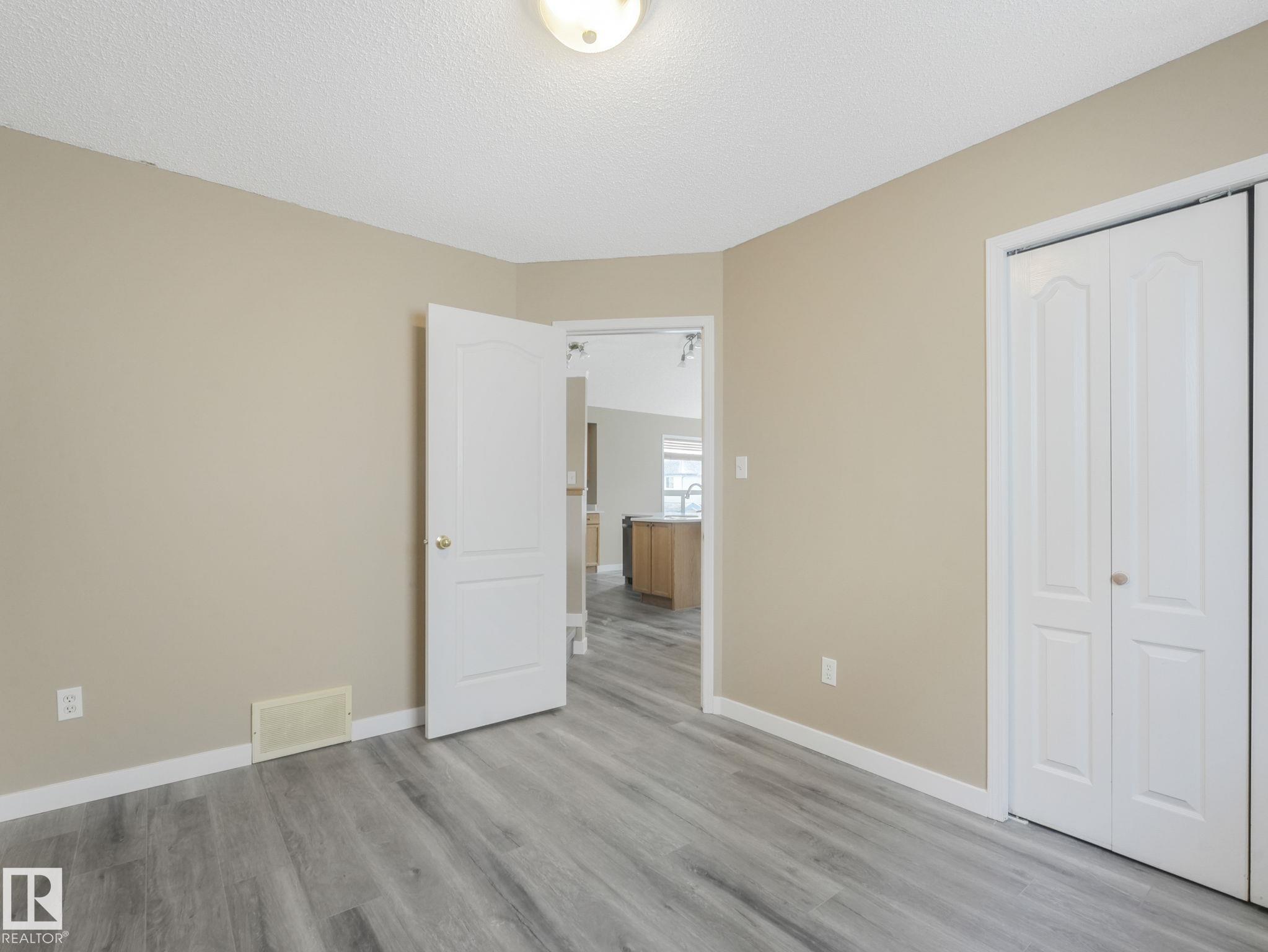 Photo 26 at 8609 6 Avenue SW, Ellerslie, Edmonton