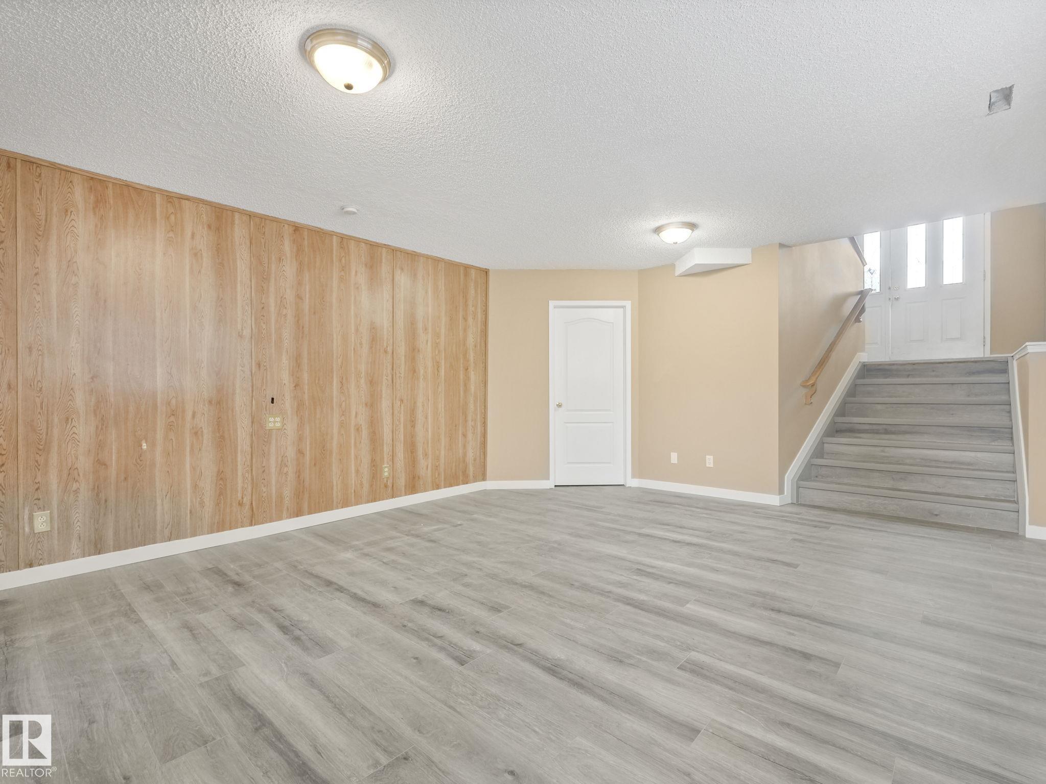 Photo 32 at 8609 6 Avenue SW, Ellerslie, Edmonton