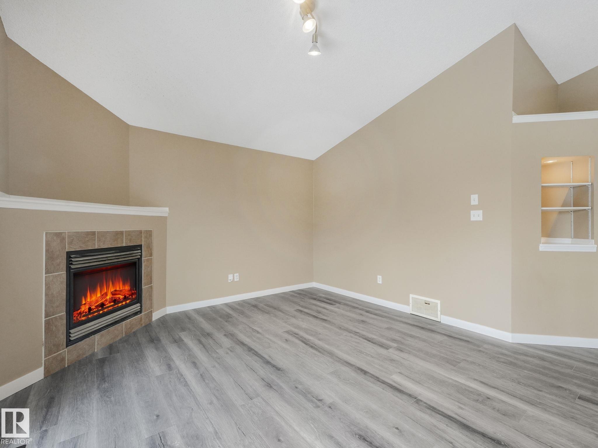 Photo 8 at 8609 6 Avenue SW, Ellerslie, Edmonton