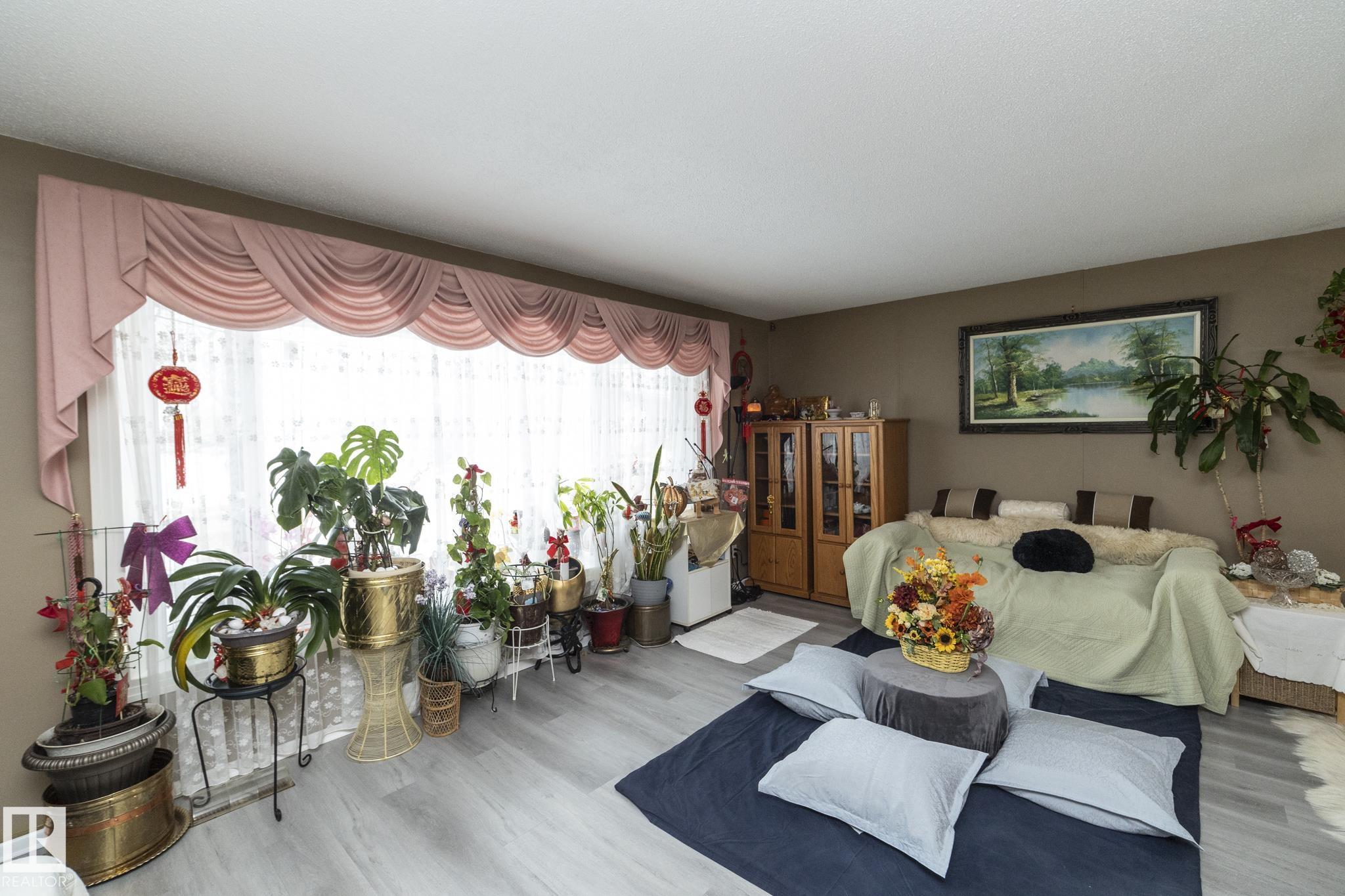 Picture for 11539 40 AV NW