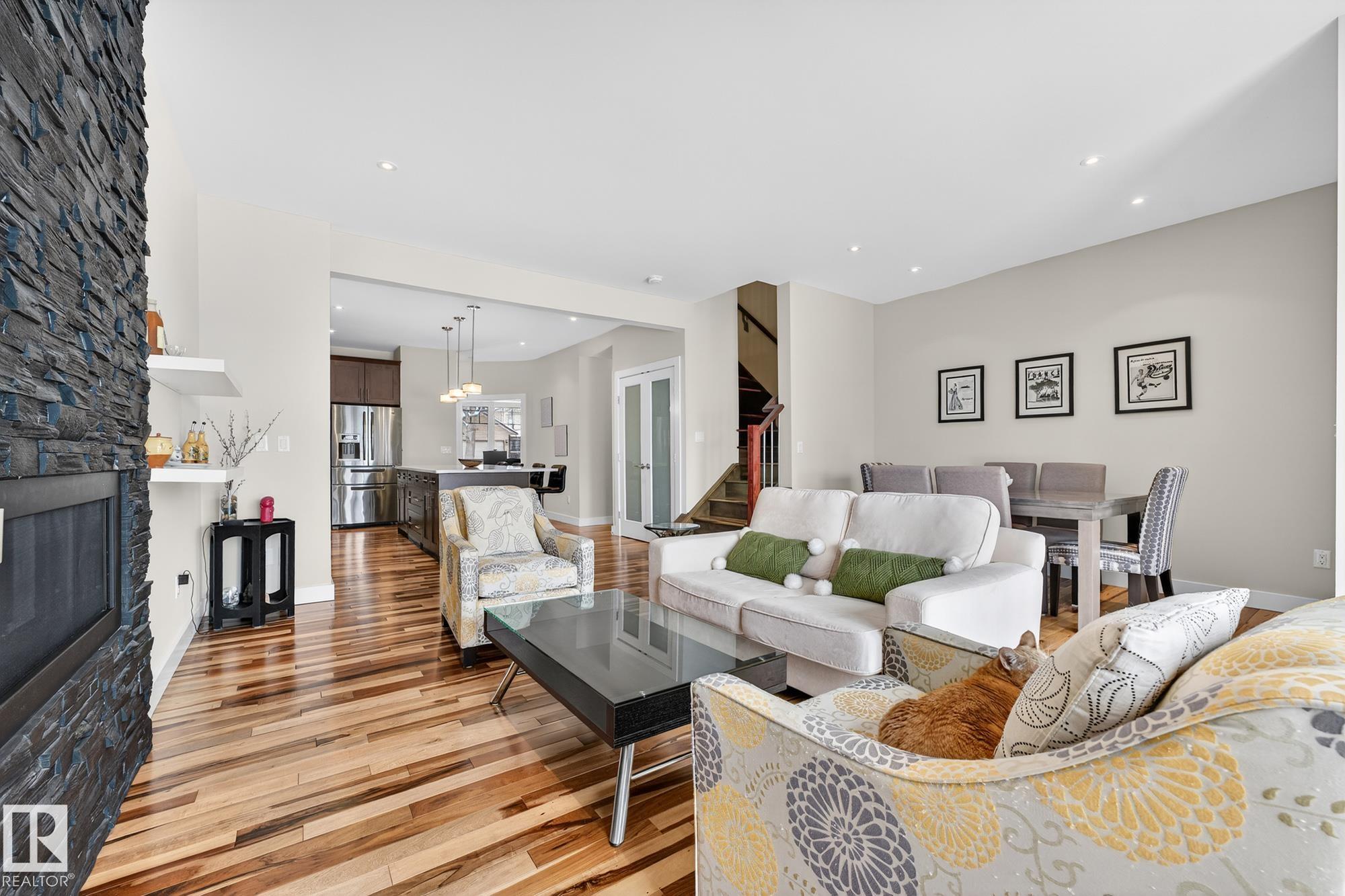 Photo 11 at 10283 89 Street NW, Riverdale, Edmonton