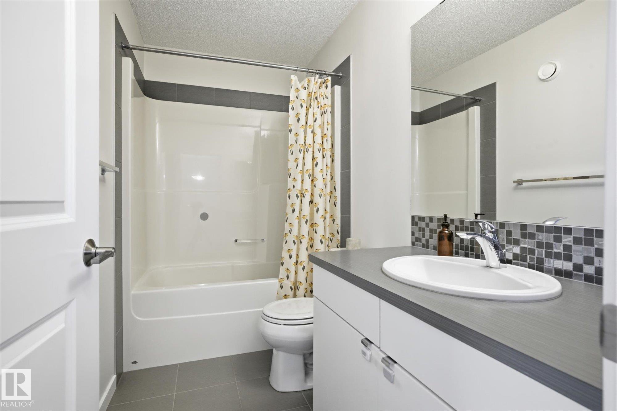 Photo 23 at 347 Desrochers Boulevard SW, Desrochers Area, Edmonton