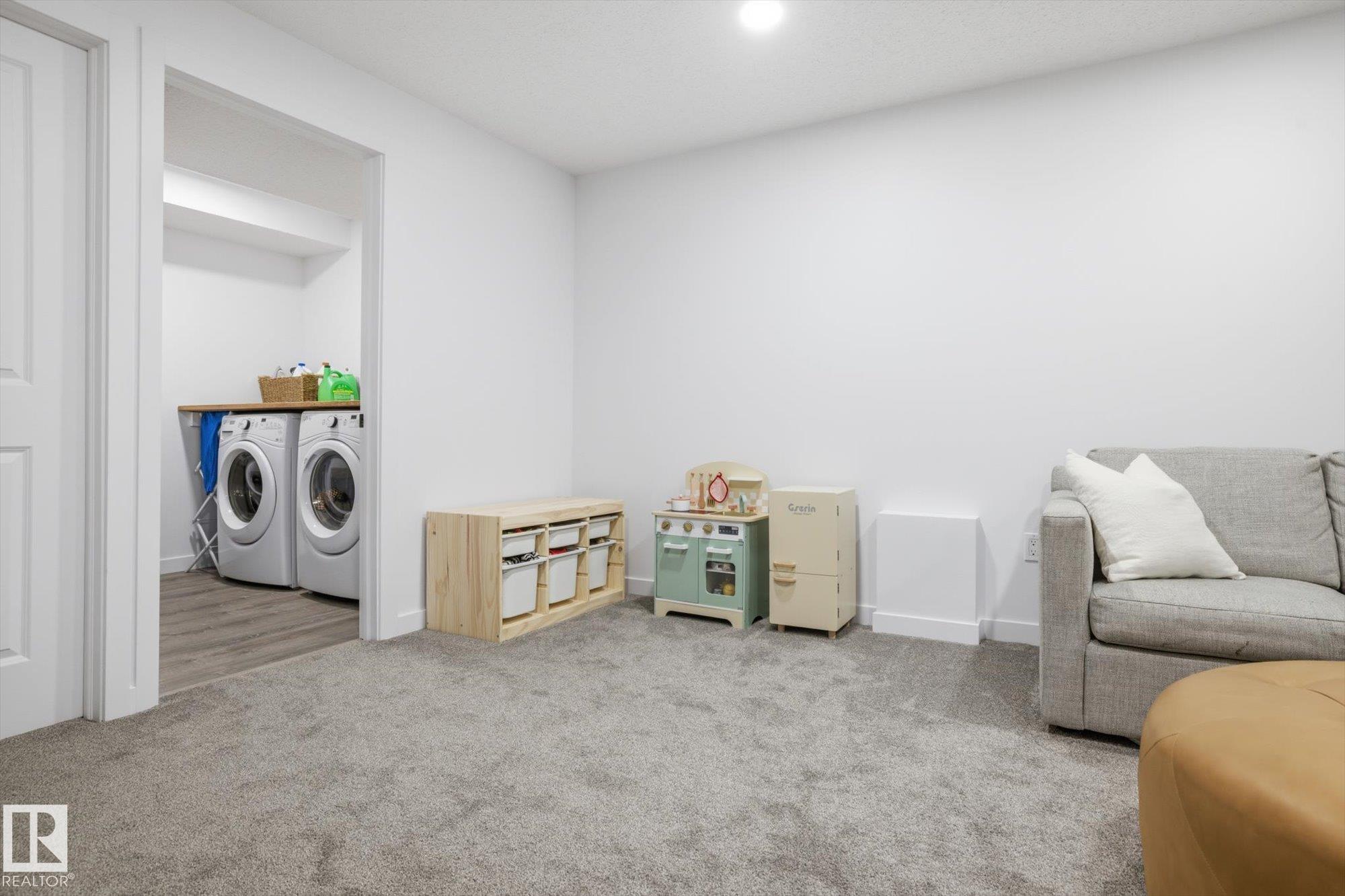 Photo 28 at 347 Desrochers Boulevard SW, Desrochers Area, Edmonton