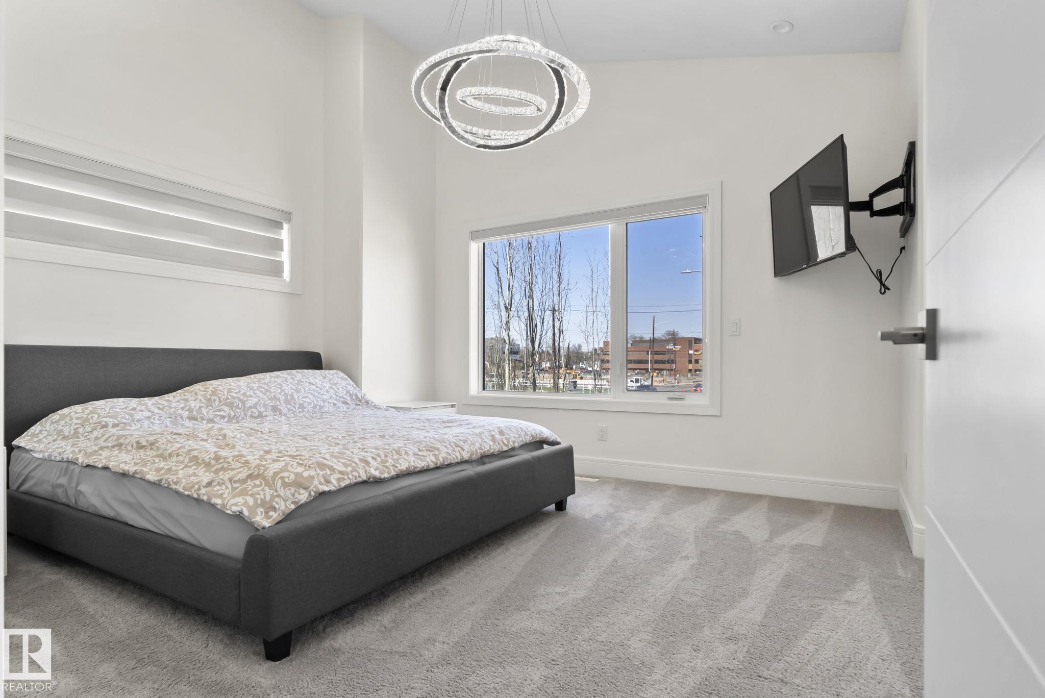 Photo 23 at 14041 101a Avenue NW, Glenora, Edmonton