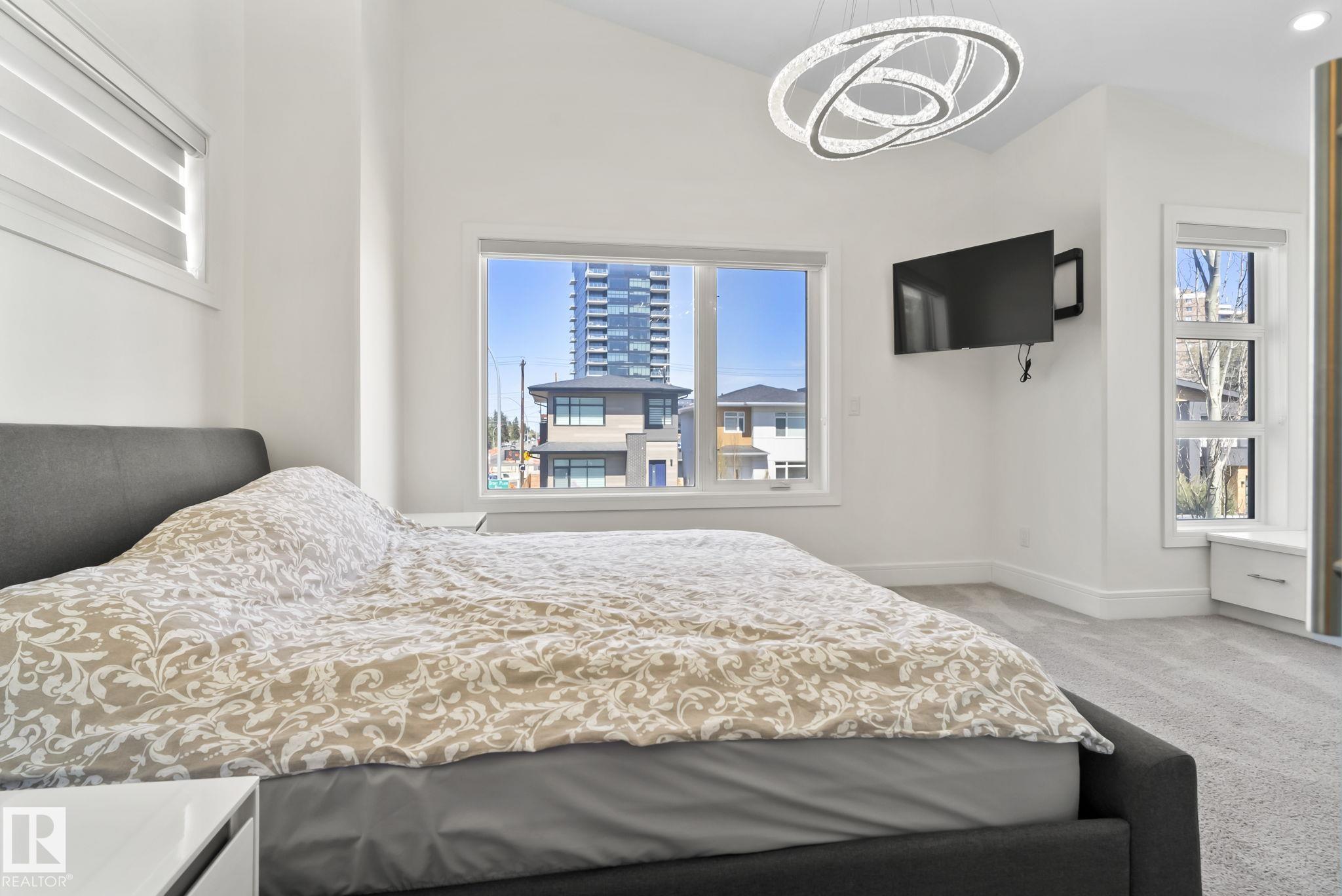 Photo 30 at 14041 101a Avenue NW, Glenora, Edmonton