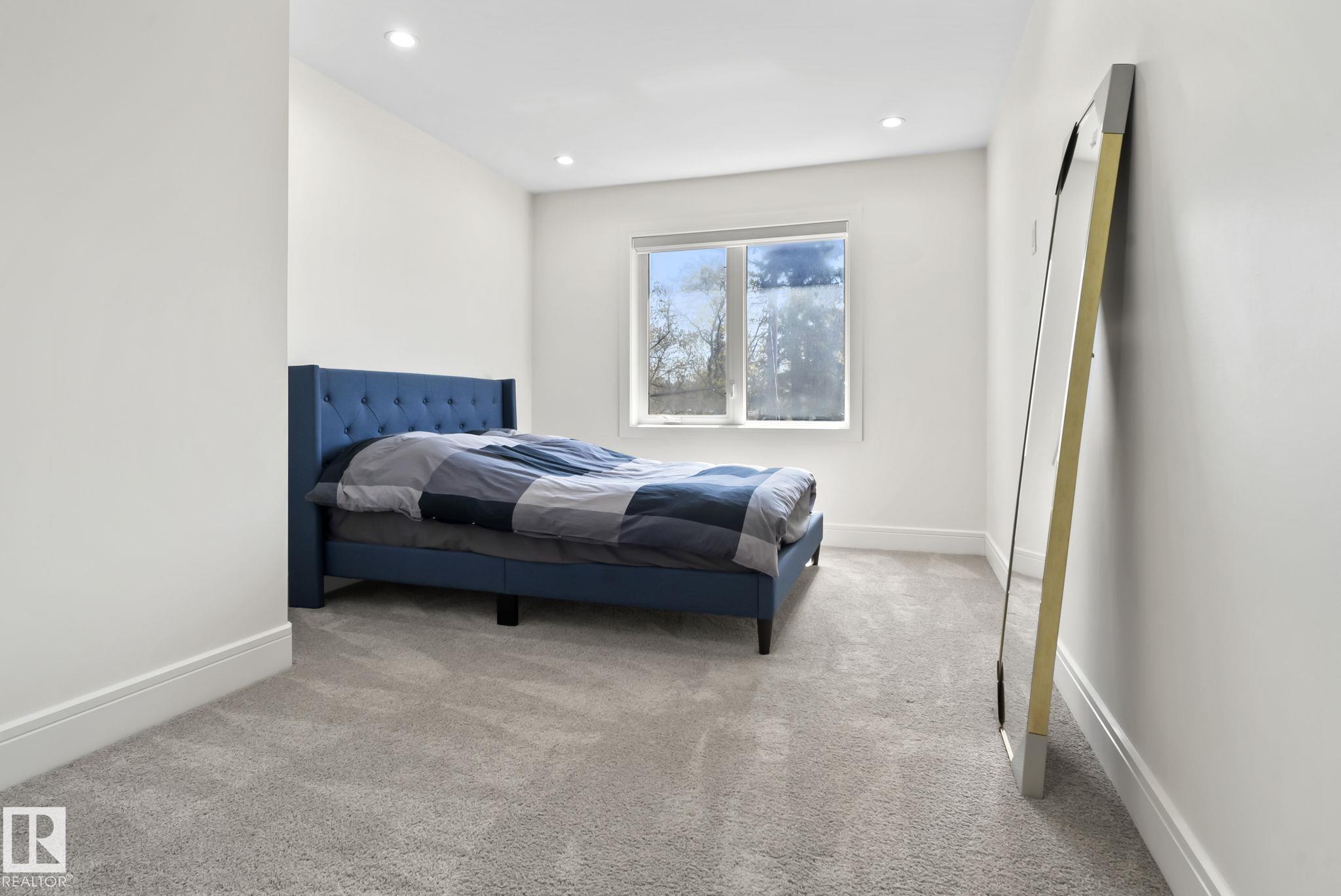 Photo 36 at 14041 101a Avenue NW, Glenora, Edmonton