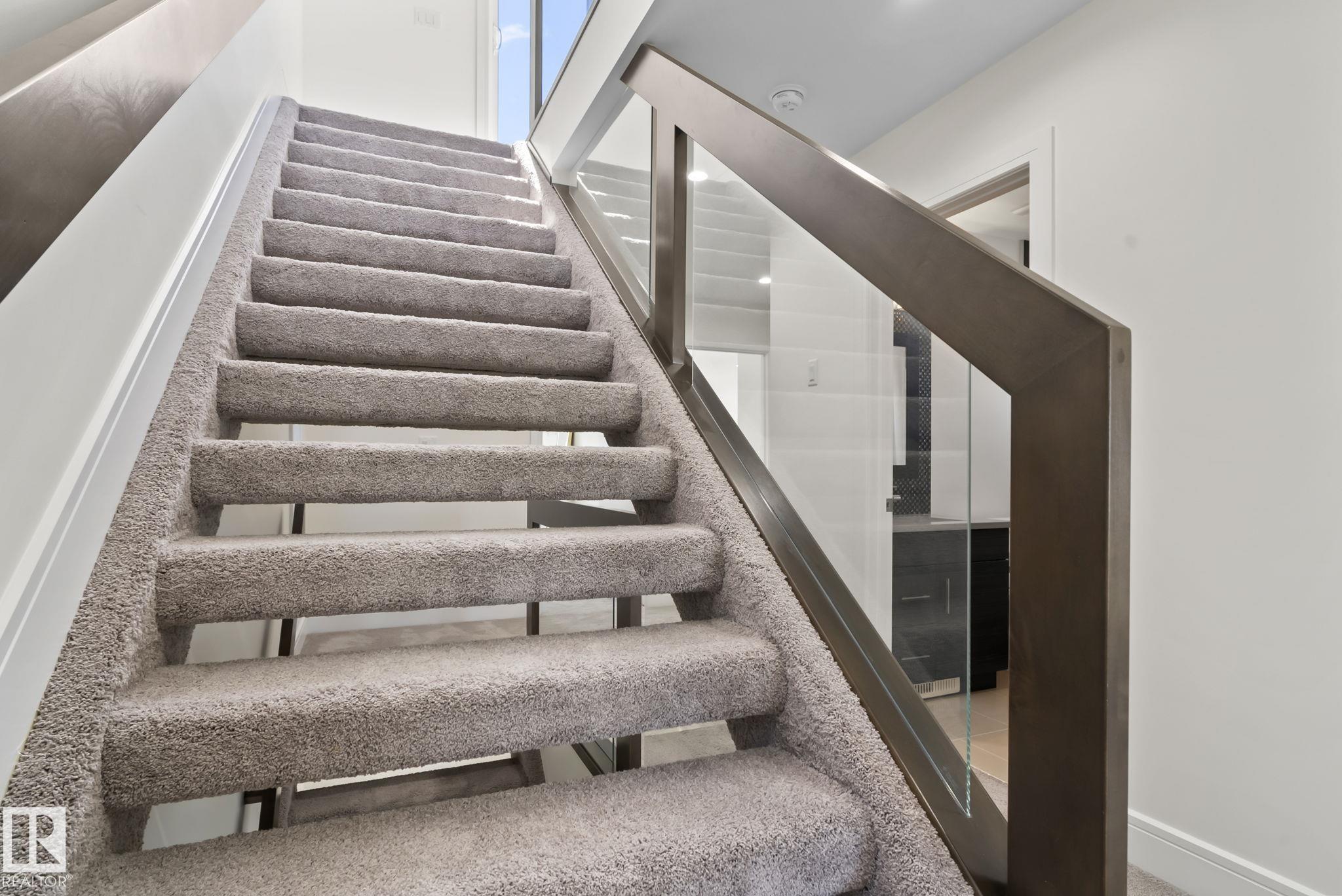 Photo 40 at 14041 101a Avenue NW, Glenora, Edmonton