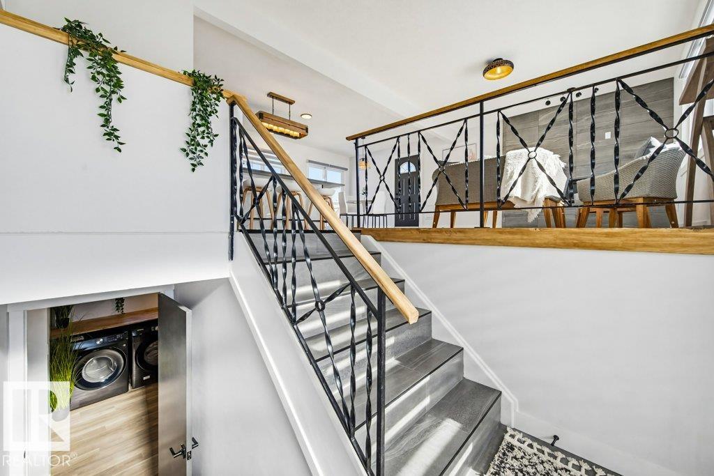 7016 92a Avenue NW, Ottewell, Edmonton