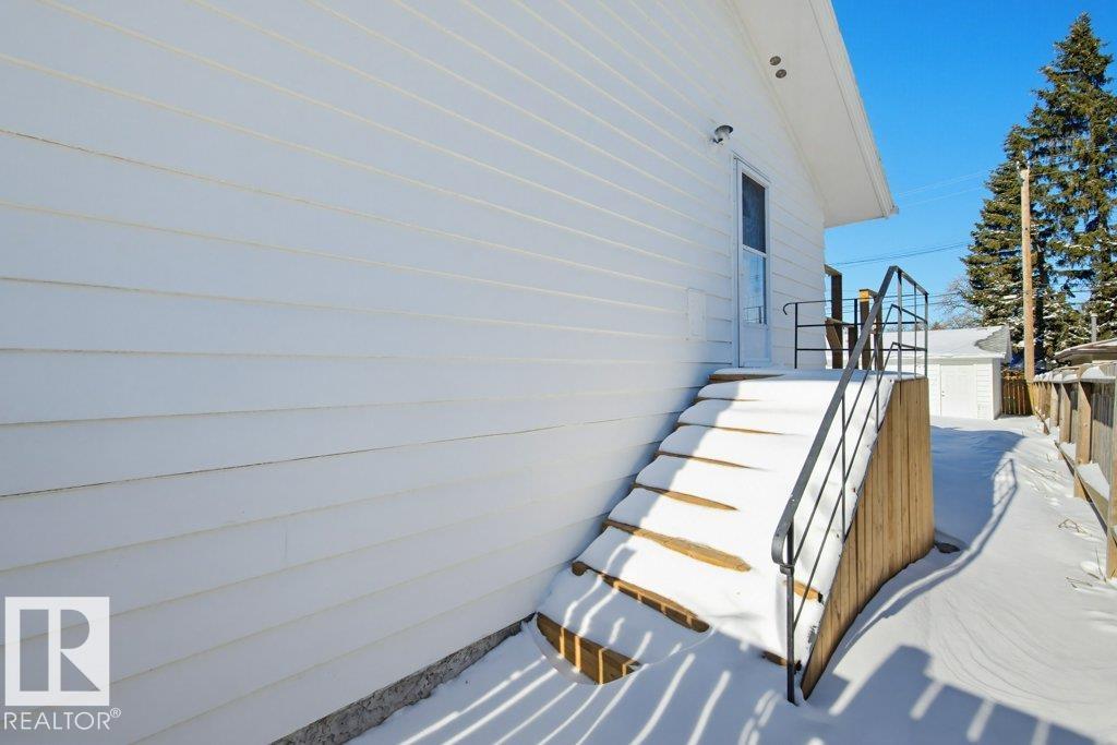 Photo 30 at 7016 92a Avenue NW, Ottewell, Edmonton