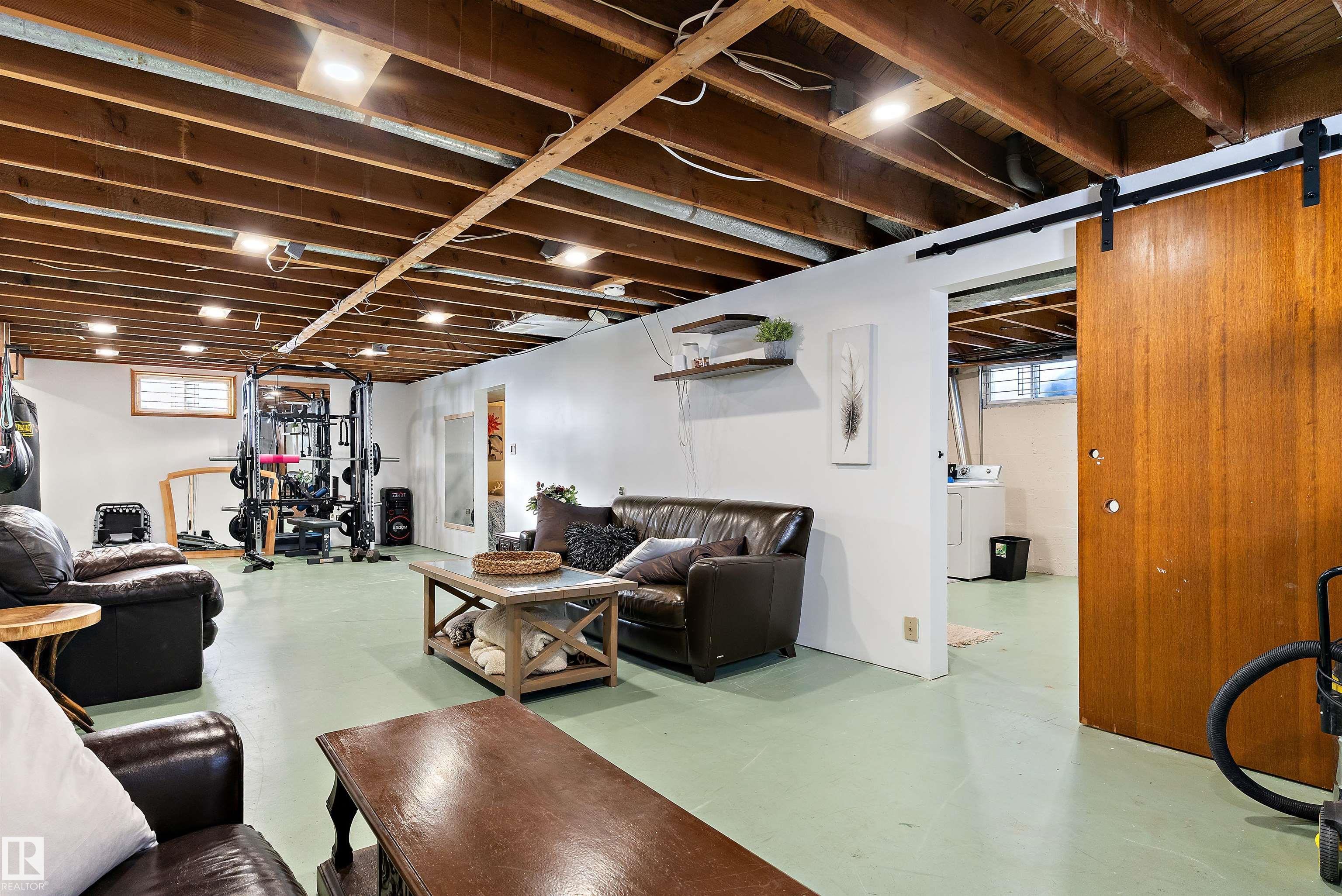 Photo 25 at 7316 100 Avenue NW, Terrace Heights, Edmonton