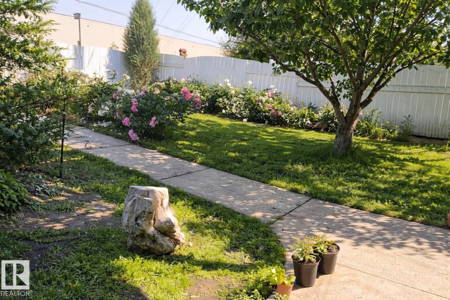 Photo 28 at 7316 100 Avenue NW, Terrace Heights, Edmonton