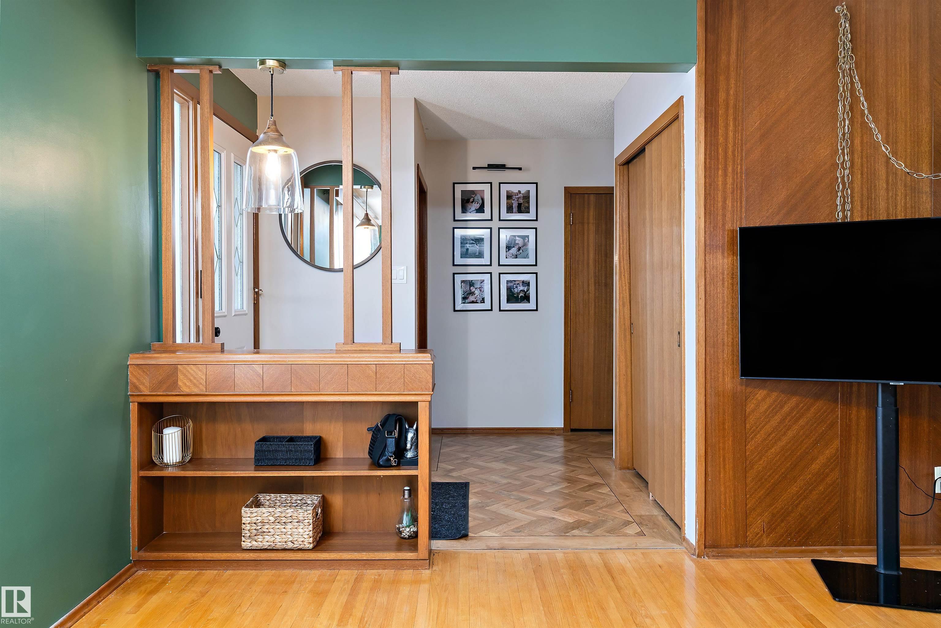 7316 100 Avenue NW, Terrace Heights, Edmonton