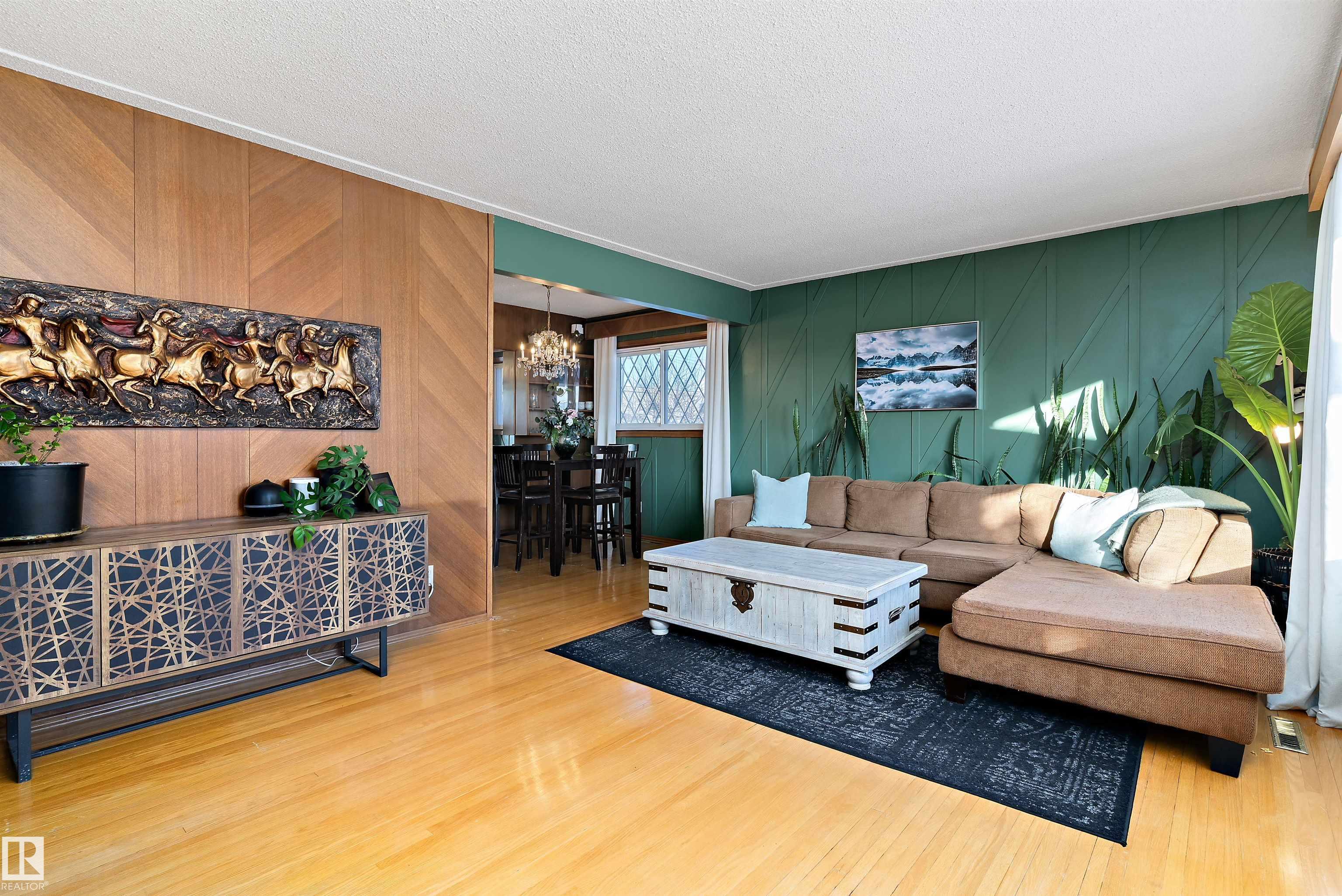 Photo 7 at 7316 100 Avenue NW, Terrace Heights, Edmonton