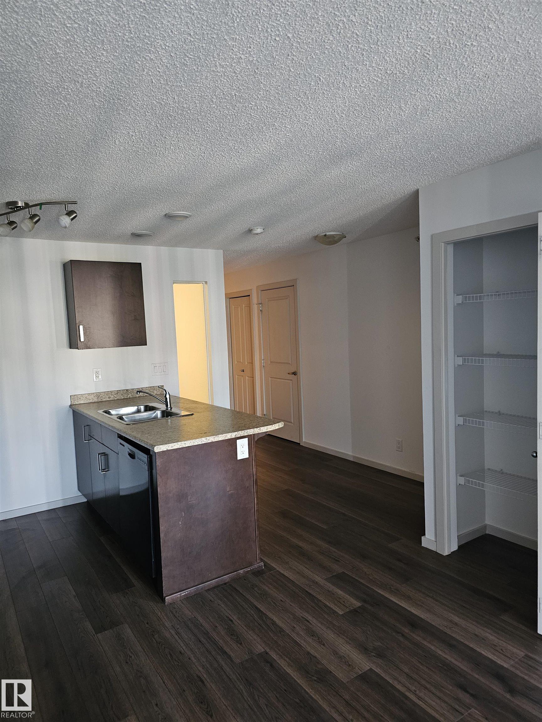 Photo 12 at 413 - 5521 7 Avenue SW, Charlesworth, Edmonton