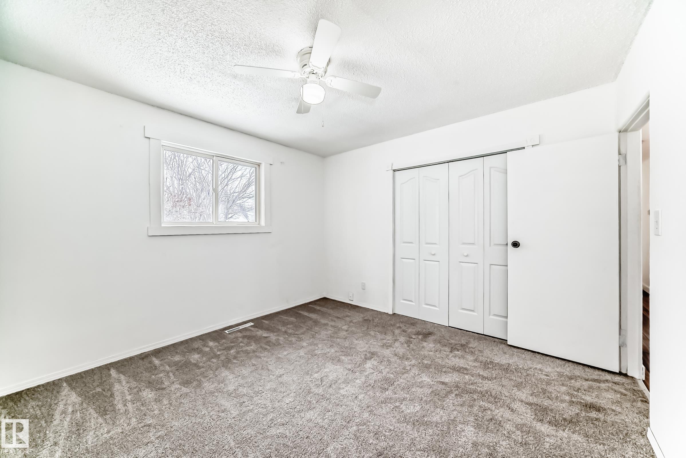 Photo 17 at 13904 135 Avenue NW, Wellington, Edmonton