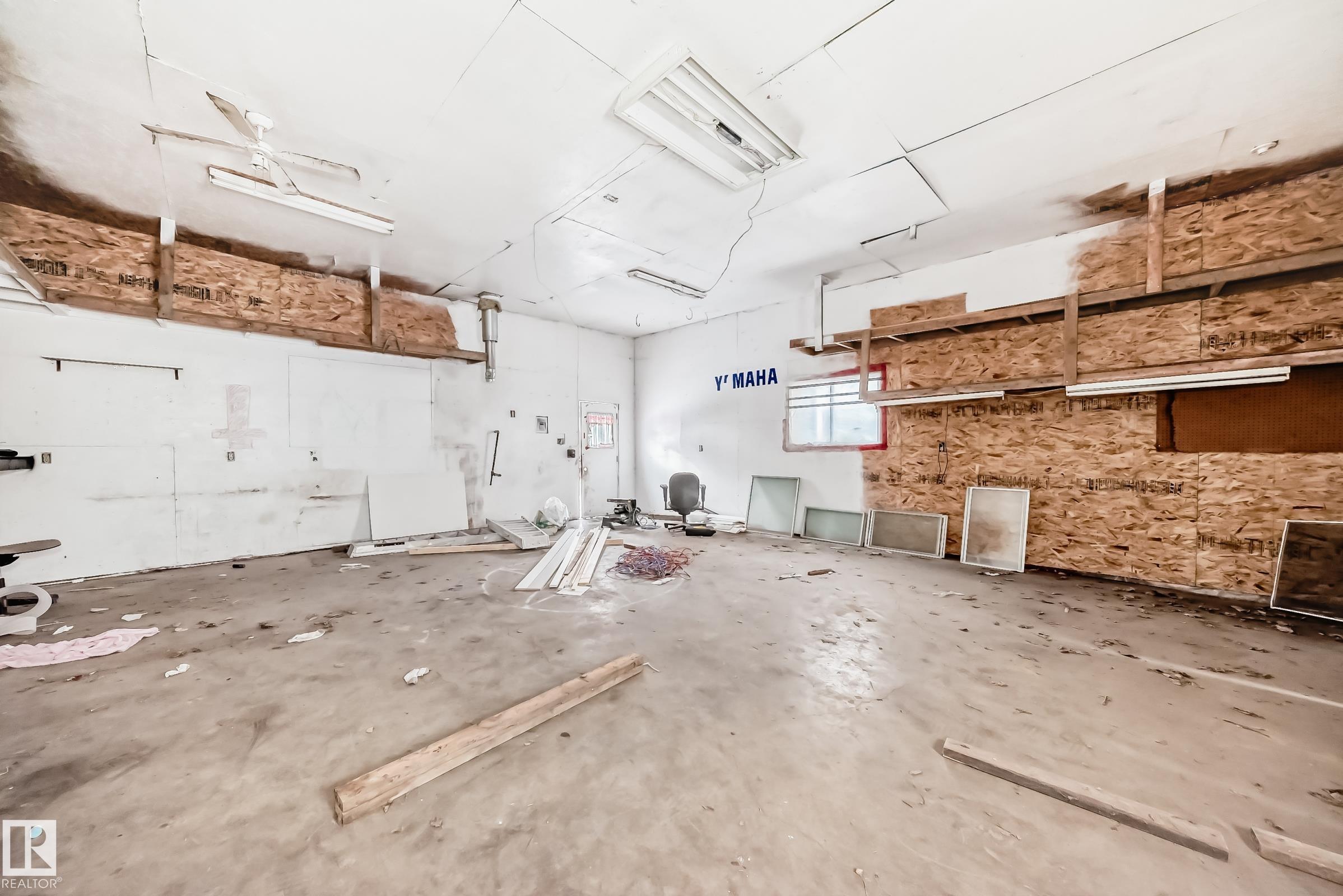 Photo 43 at 13904 135 Avenue NW, Wellington, Edmonton