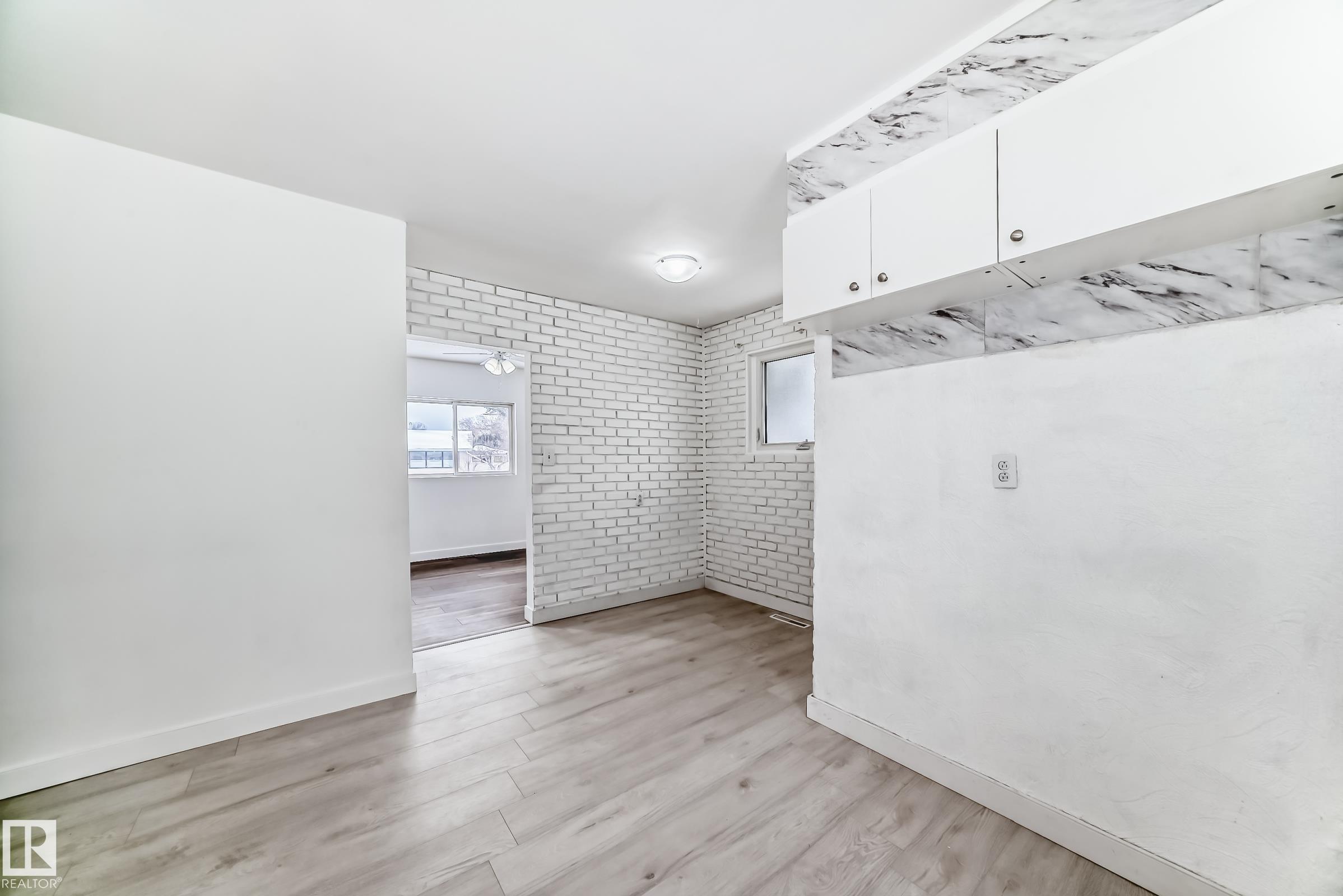 Photo 7 at 13904 135 Avenue NW, Wellington, Edmonton