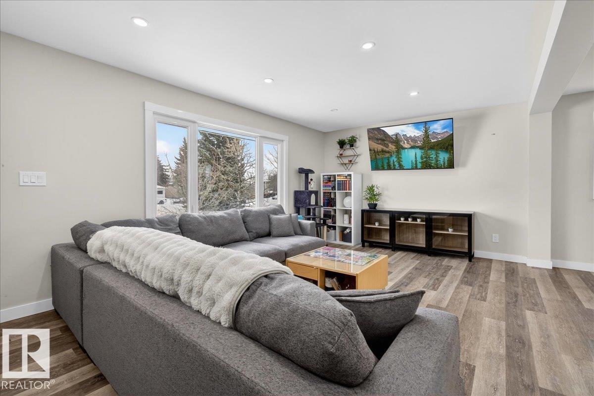 Photo 8 at 13420 102 Street NW, Rosslyn, Edmonton