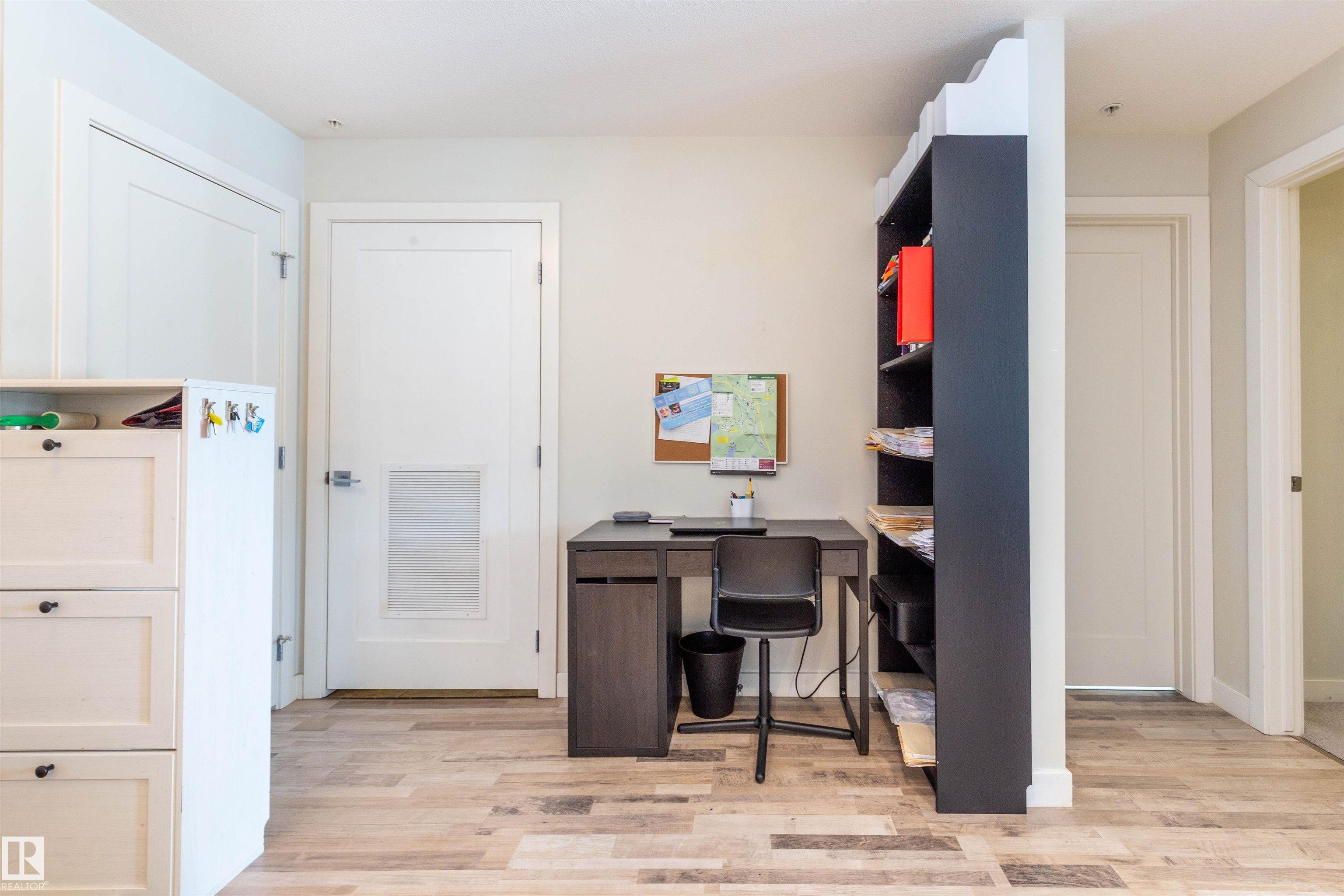 109 - 5029 Edgemont Boulevard NW, Edgemont, Edmonton