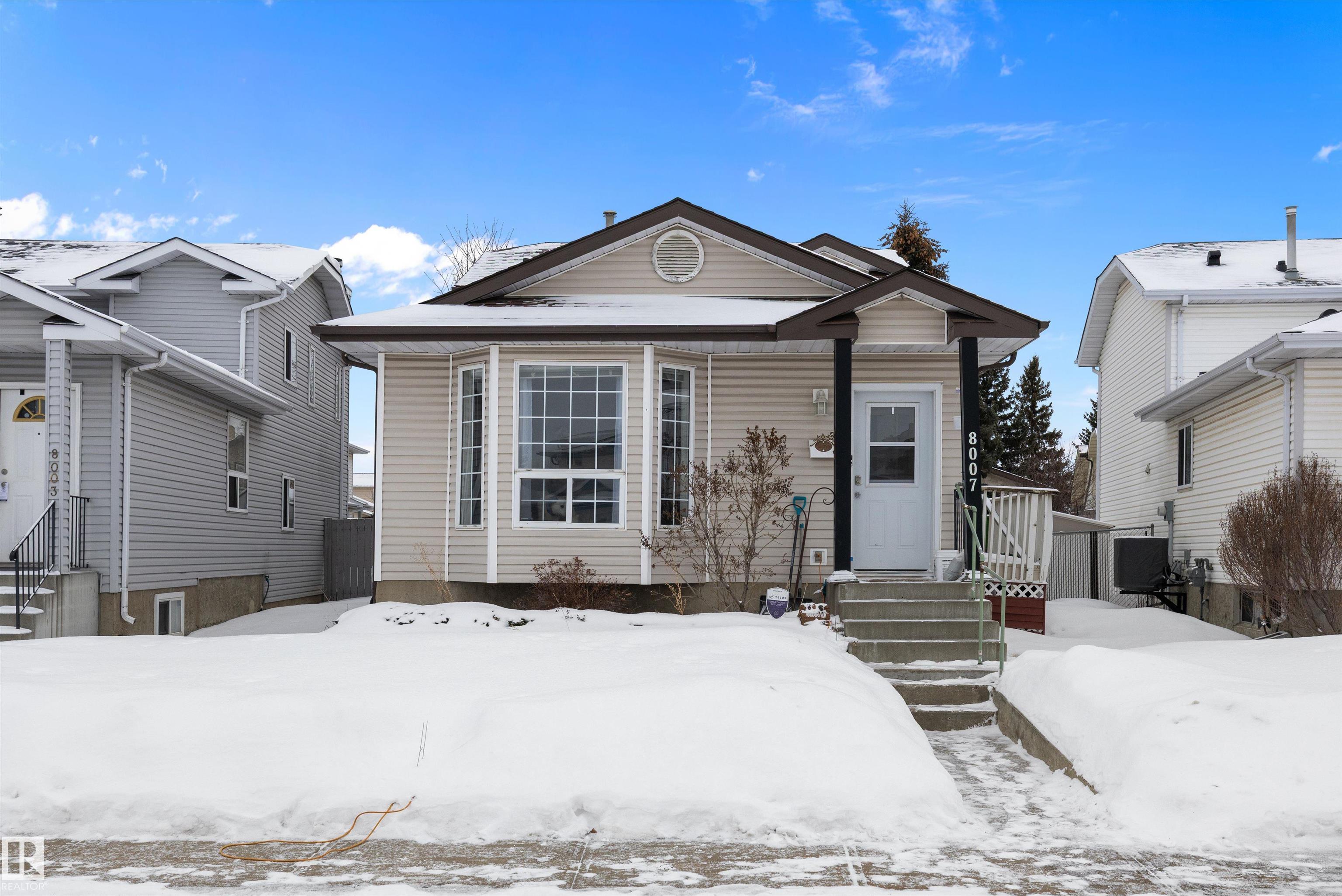 8007 160 Avenue NW, Mayliewan, Edmonton