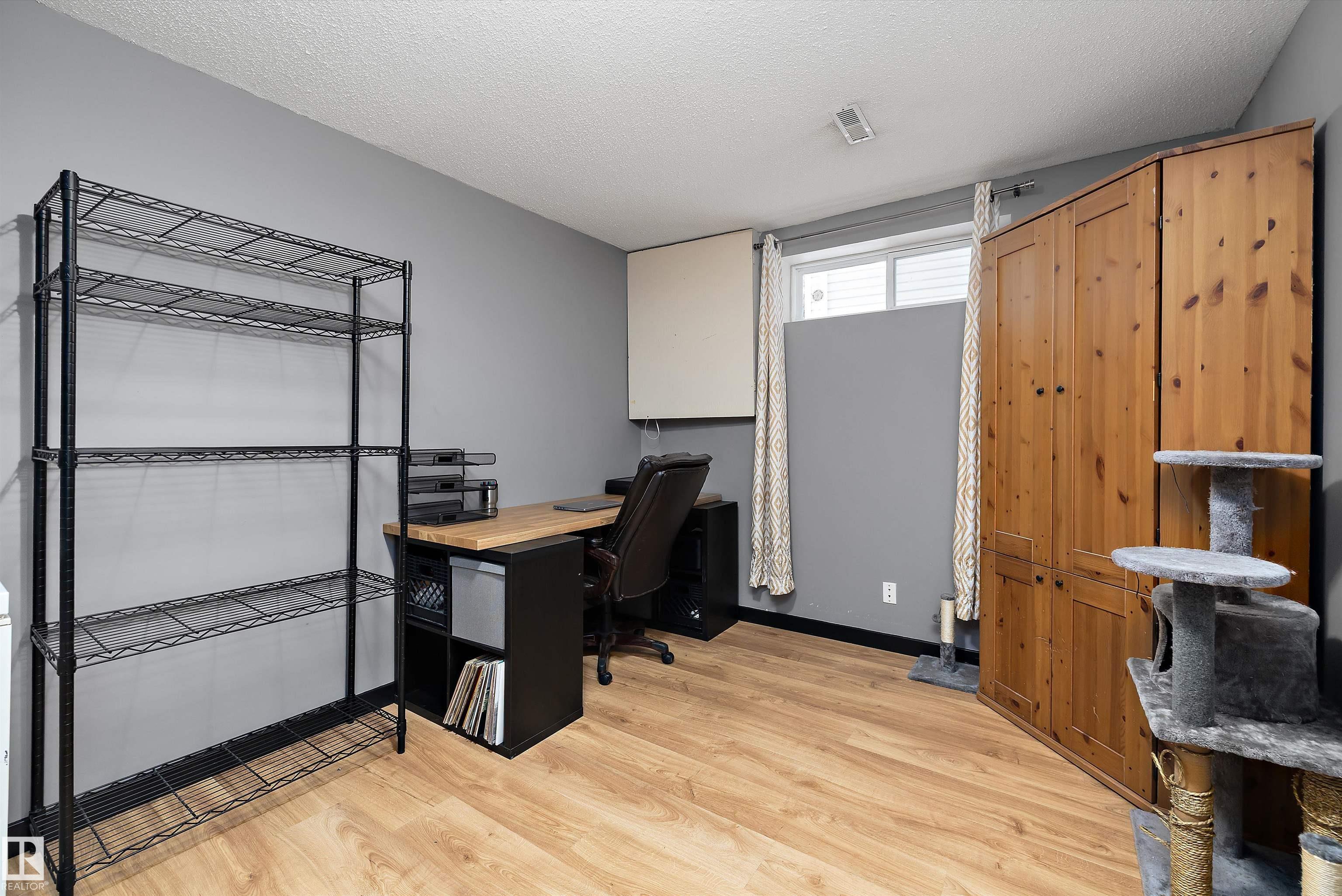 Photo 30 at 8007 160 Avenue NW, Mayliewan, Edmonton