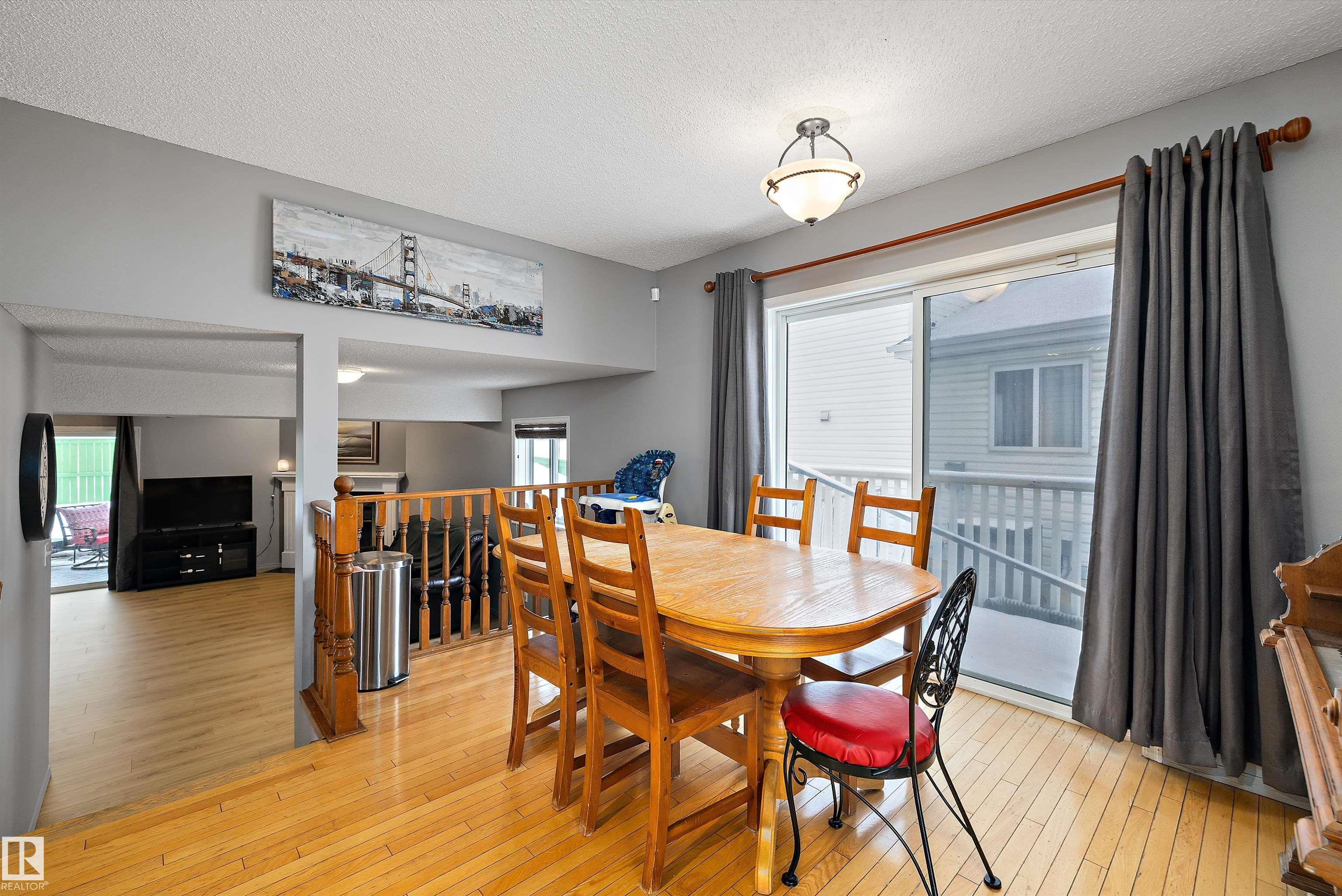 Photo 8 at 8007 160 Avenue NW, Mayliewan, Edmonton