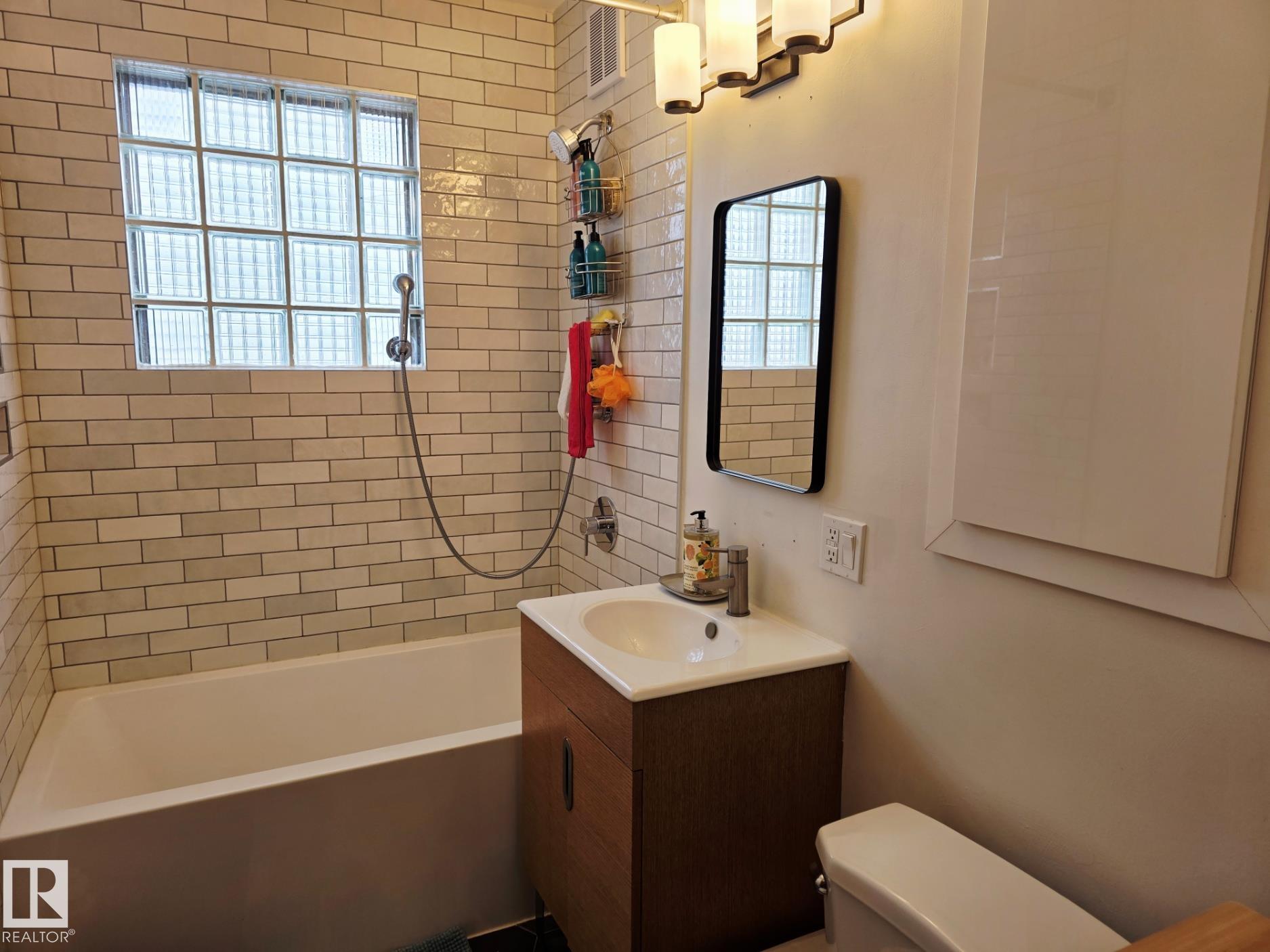 Photo 23 at 10938 131 Street NW, Westmount, Edmonton