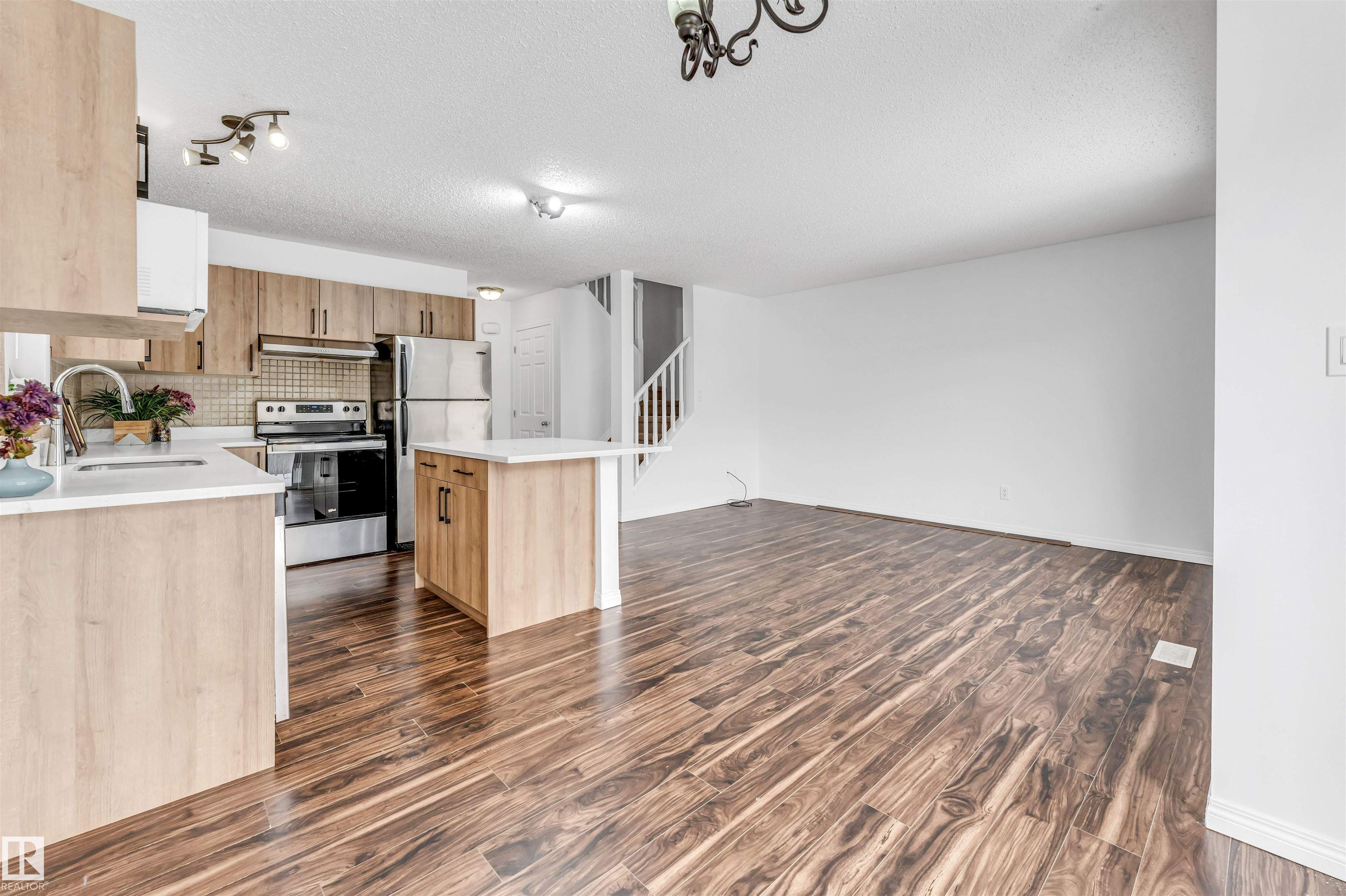 Photo 9 at 96 - 4350 23 Street NW, Larkspur, Edmonton