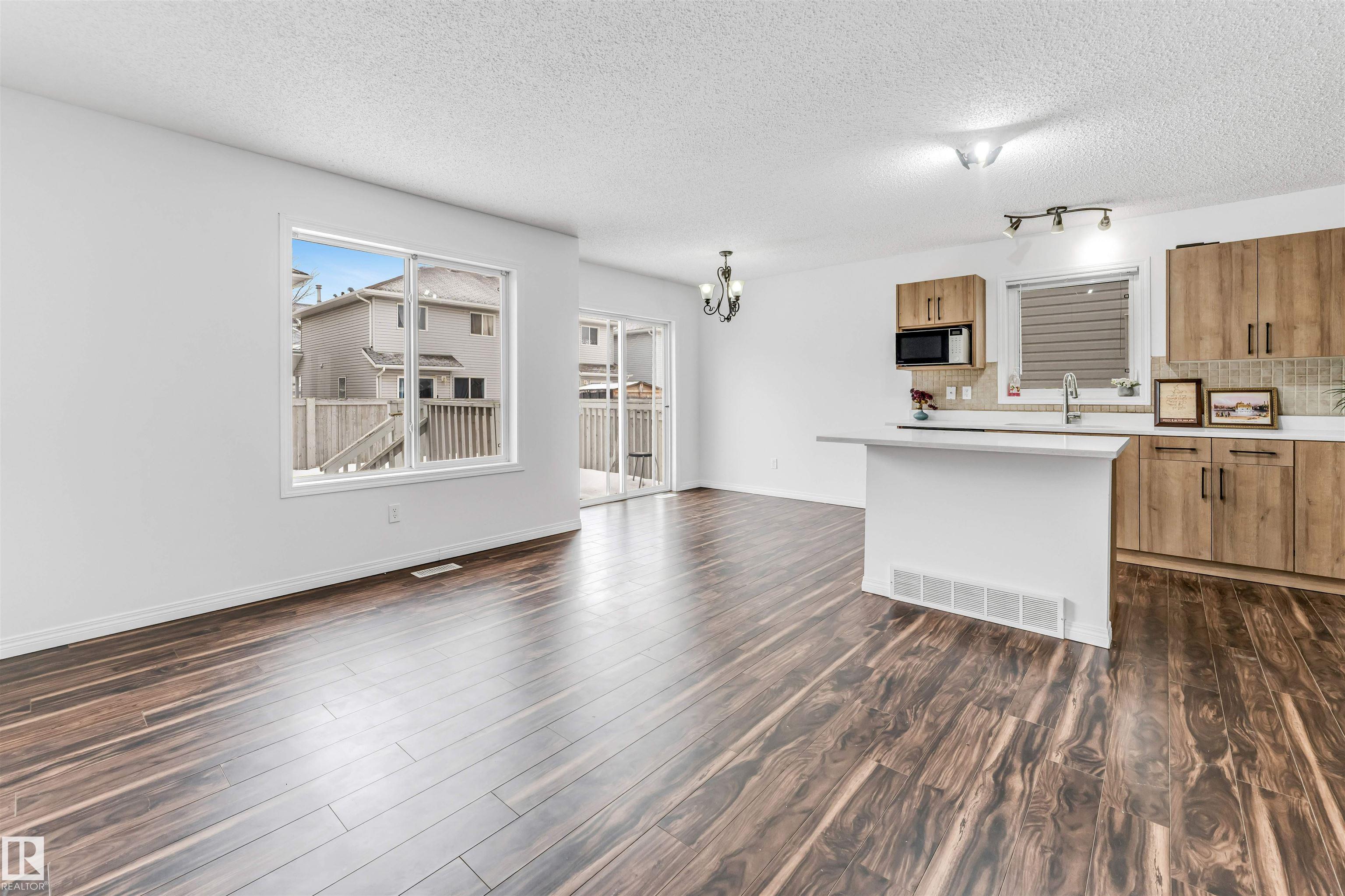 Photo 10 at 96 - 4350 23 Street NW, Larkspur, Edmonton