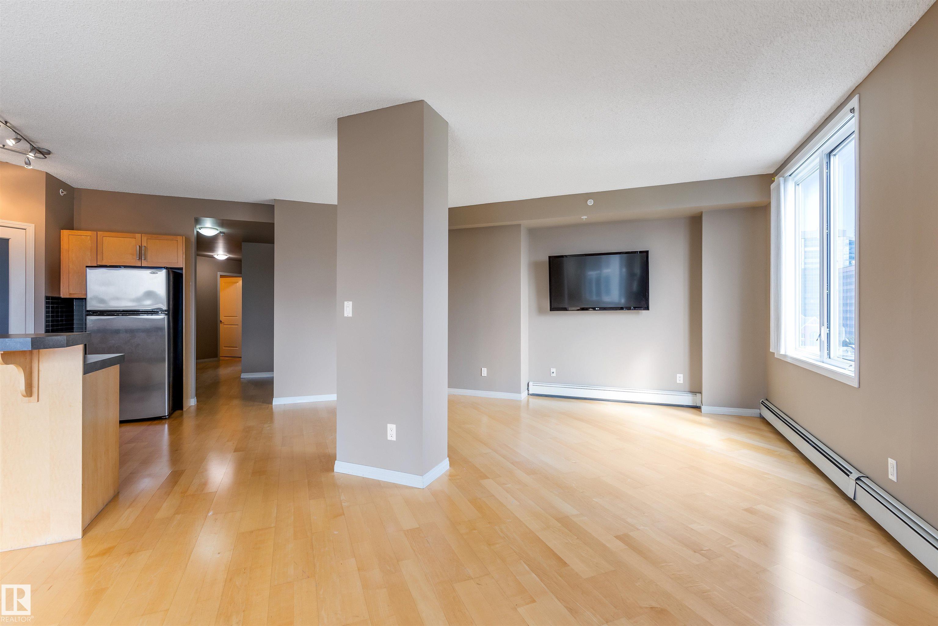 Photo 15 at 901 - 10504 99 Avenue NW, Downtown, Edmonton