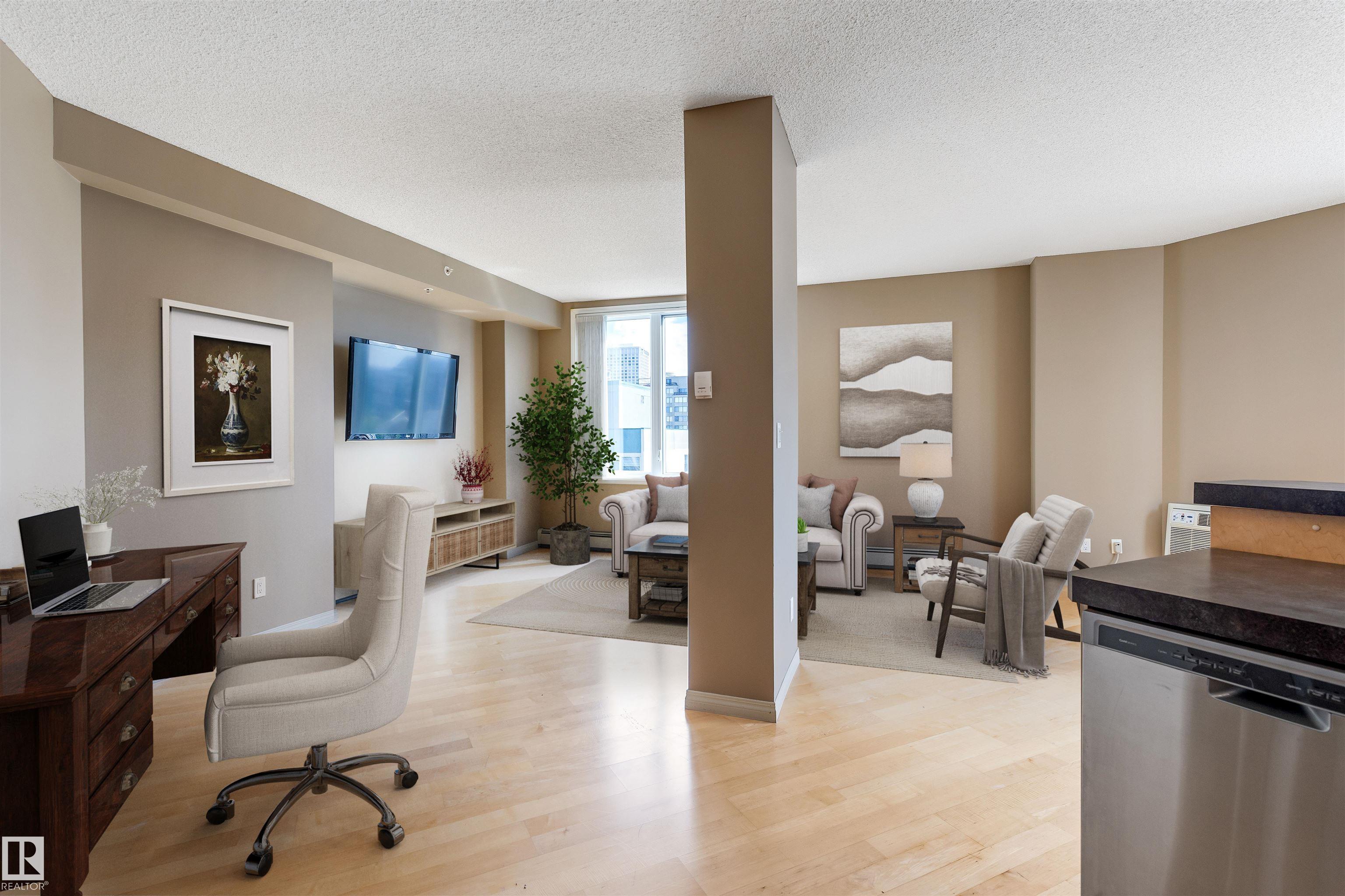 Photo 10 at 901 - 10504 99 Avenue NW, Downtown, Edmonton