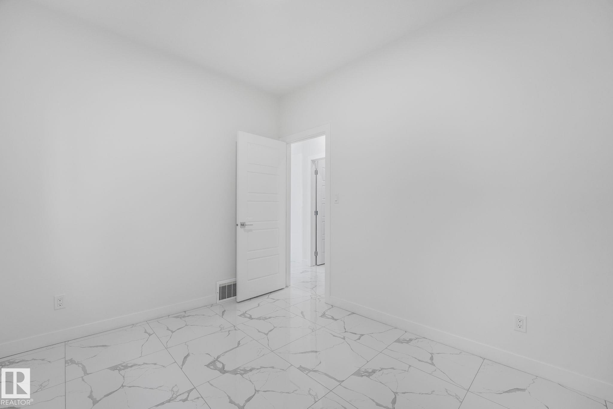 Photo 17 at 922 15 Avenue NW, Aster, Edmonton