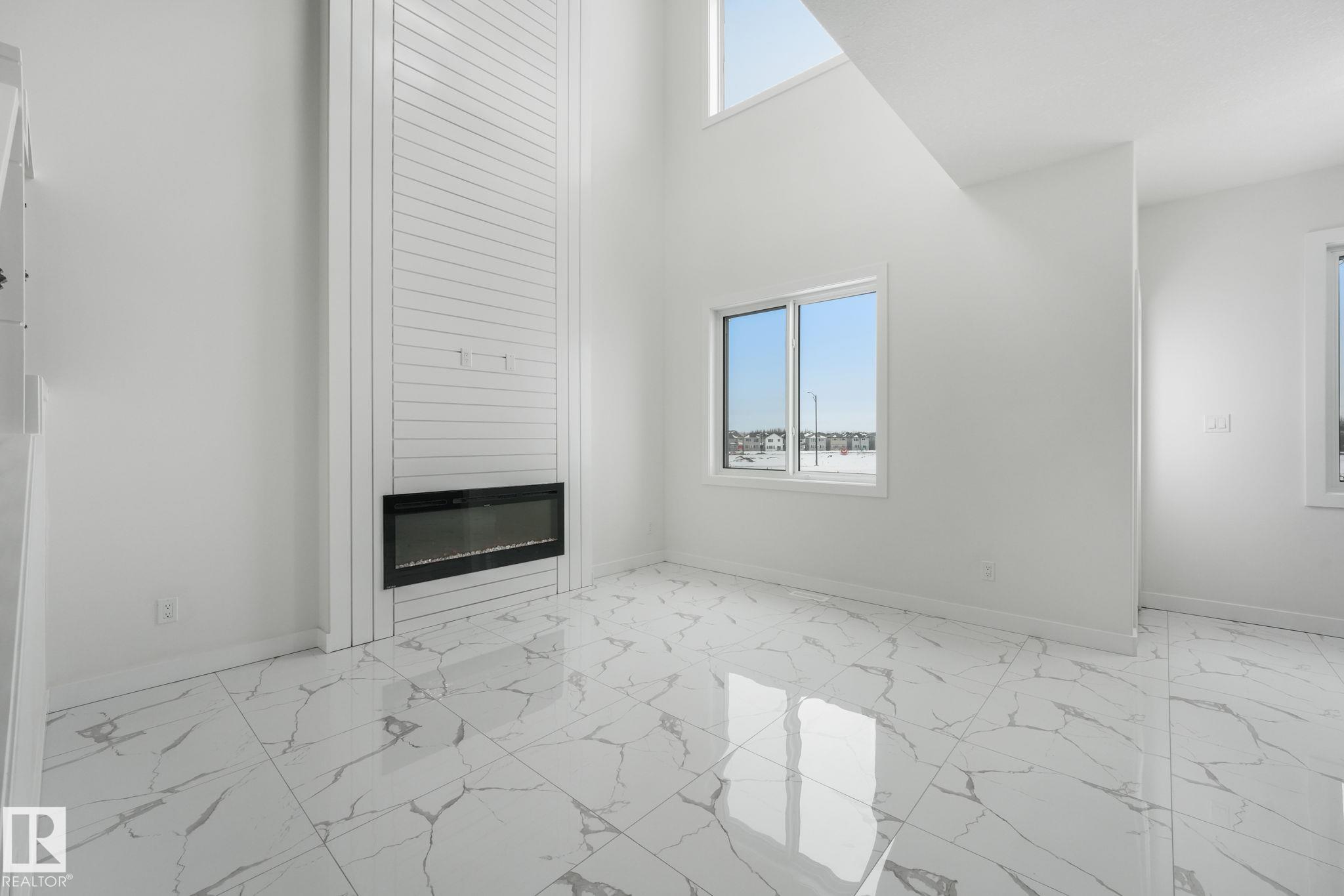 Photo 10 at 922 15 Avenue NW, Aster, Edmonton