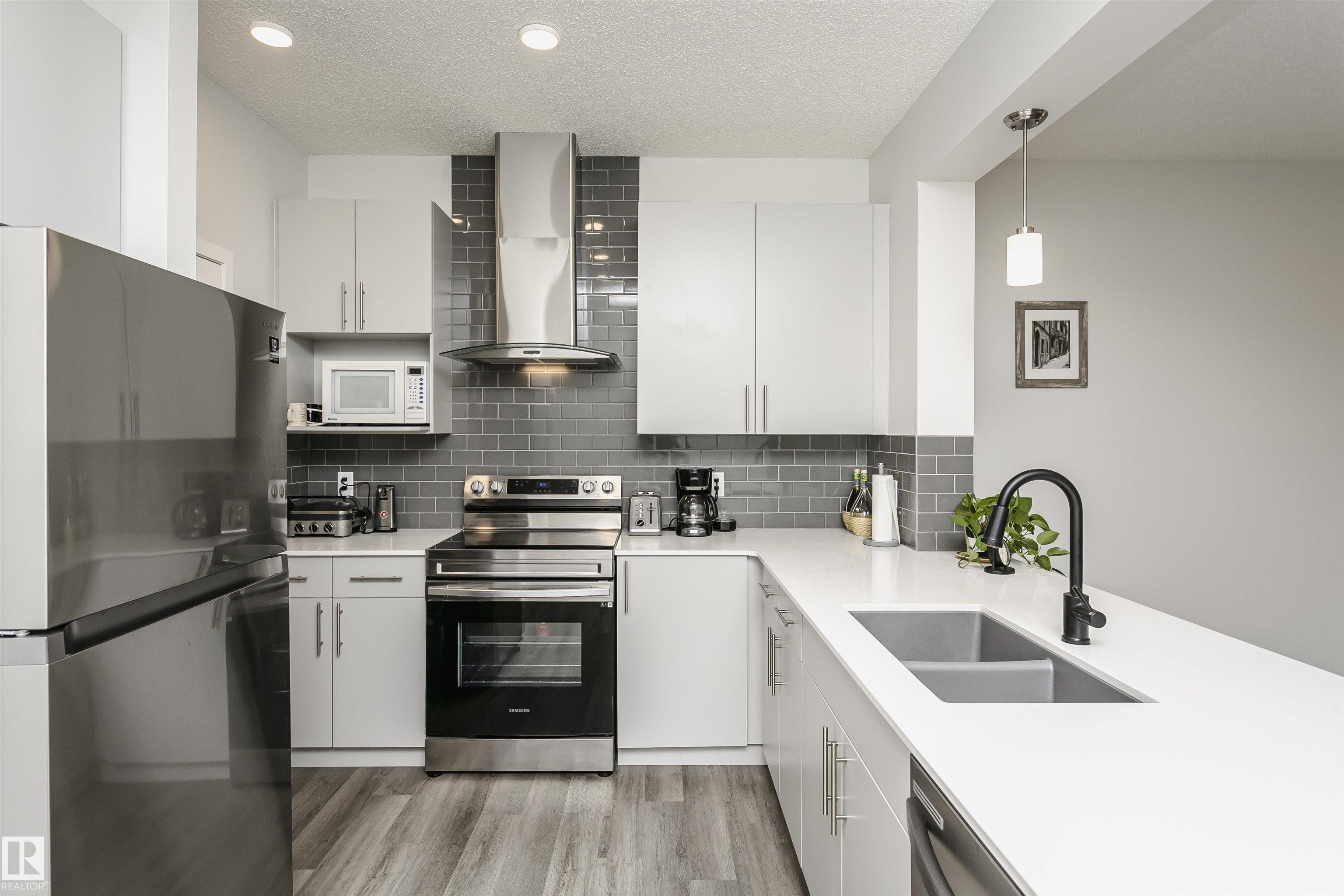 1640 Erker Way NW, Edgemont, Edmonton