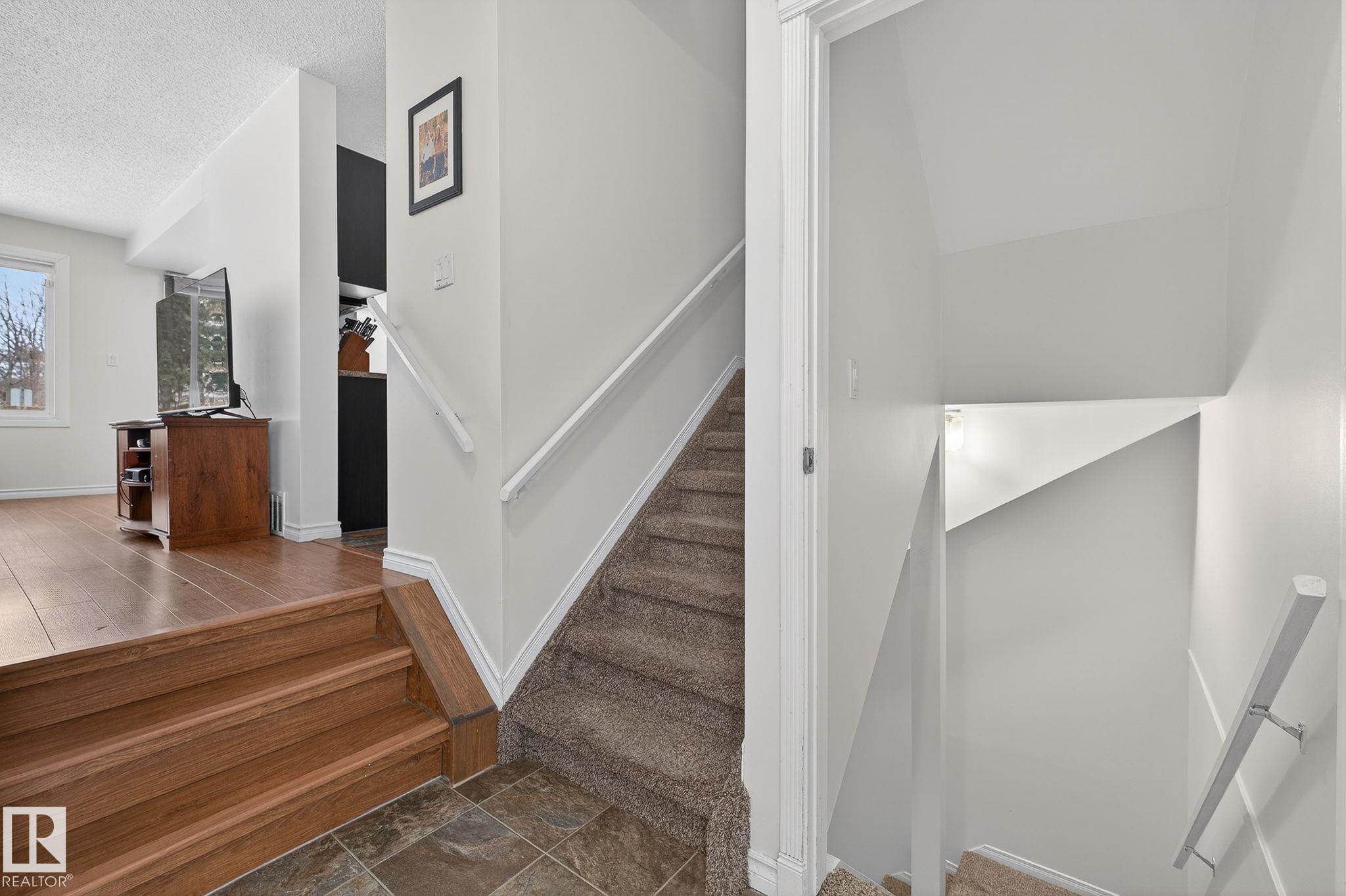 207 Callingwood Place NW, Callingwood South, Edmonton