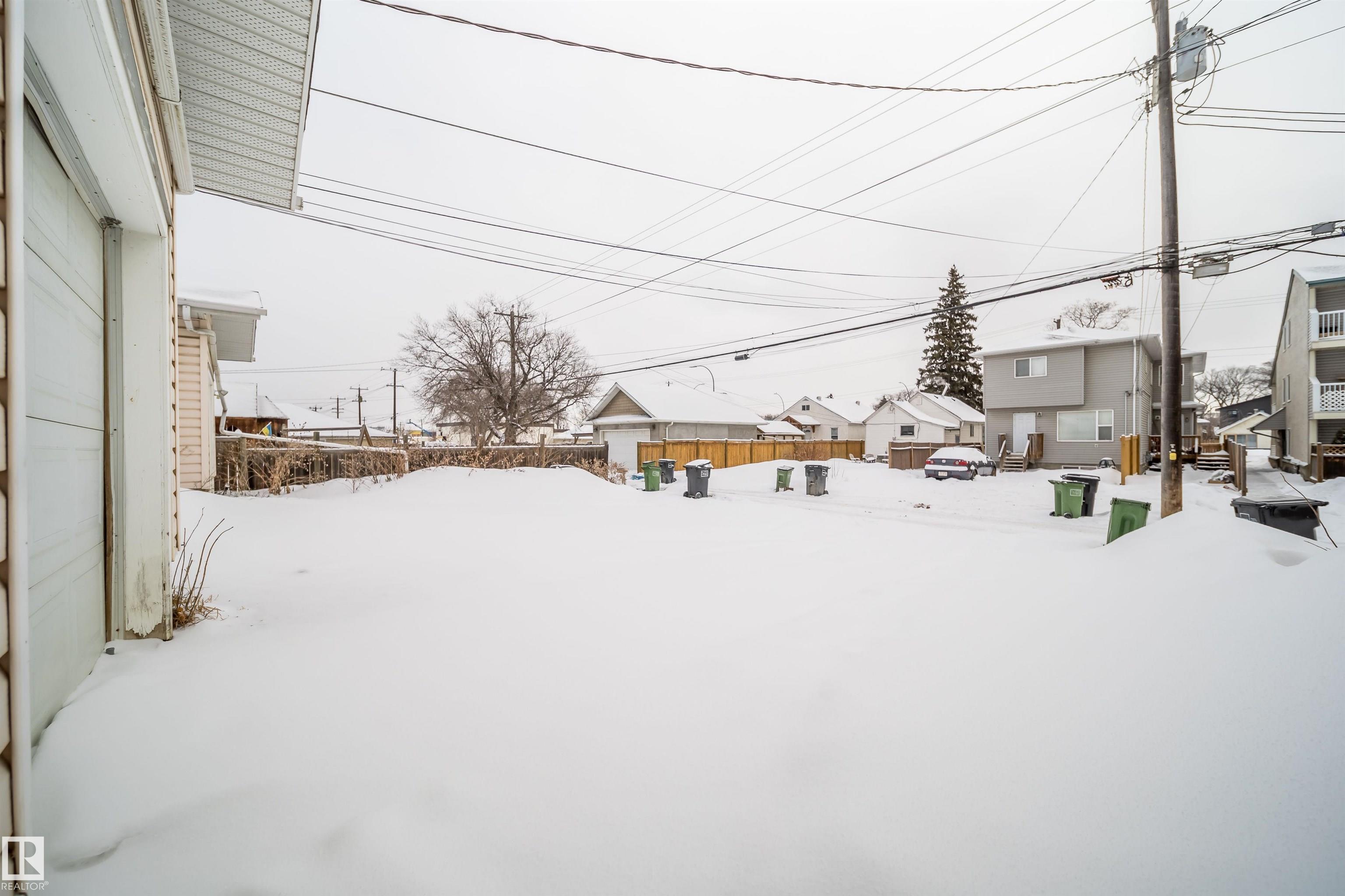 Photo 11 at 12041/43 67 Street NW, Montrose, Edmonton