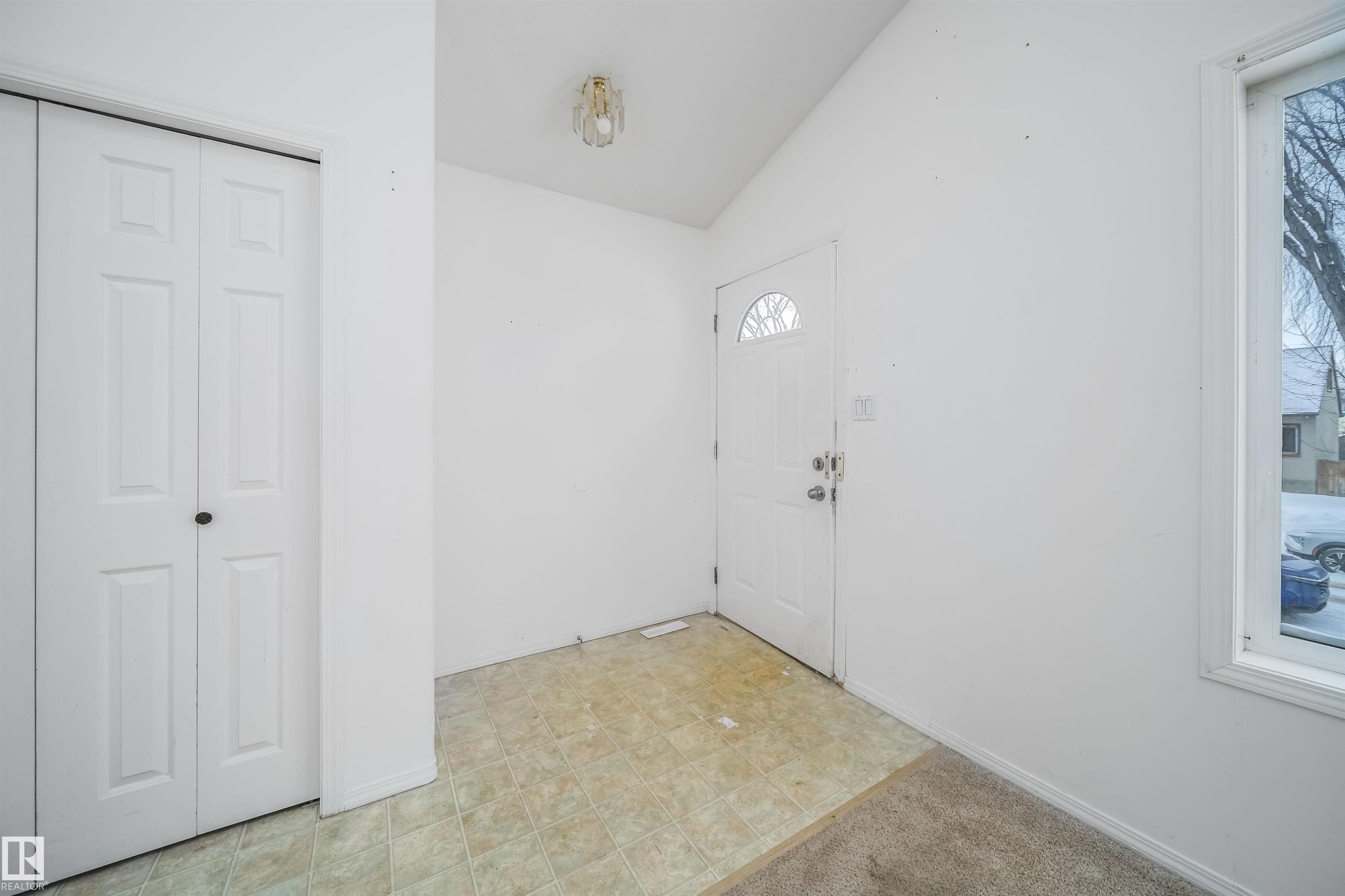 Photo 15 at 12041/43 67 Street NW, Montrose, Edmonton