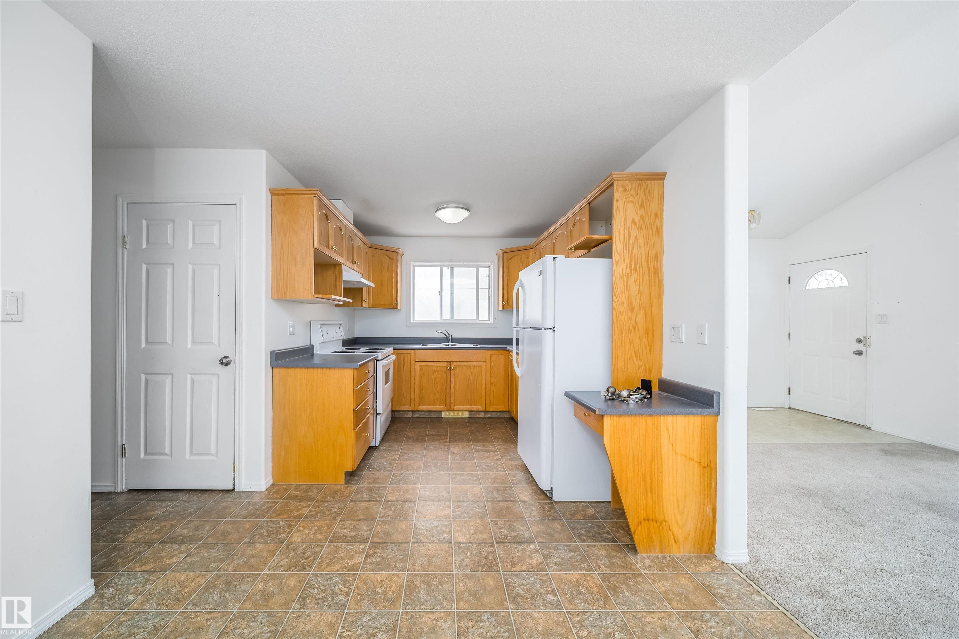 Photo 21 at 12041/43 67 Street NW, Montrose, Edmonton