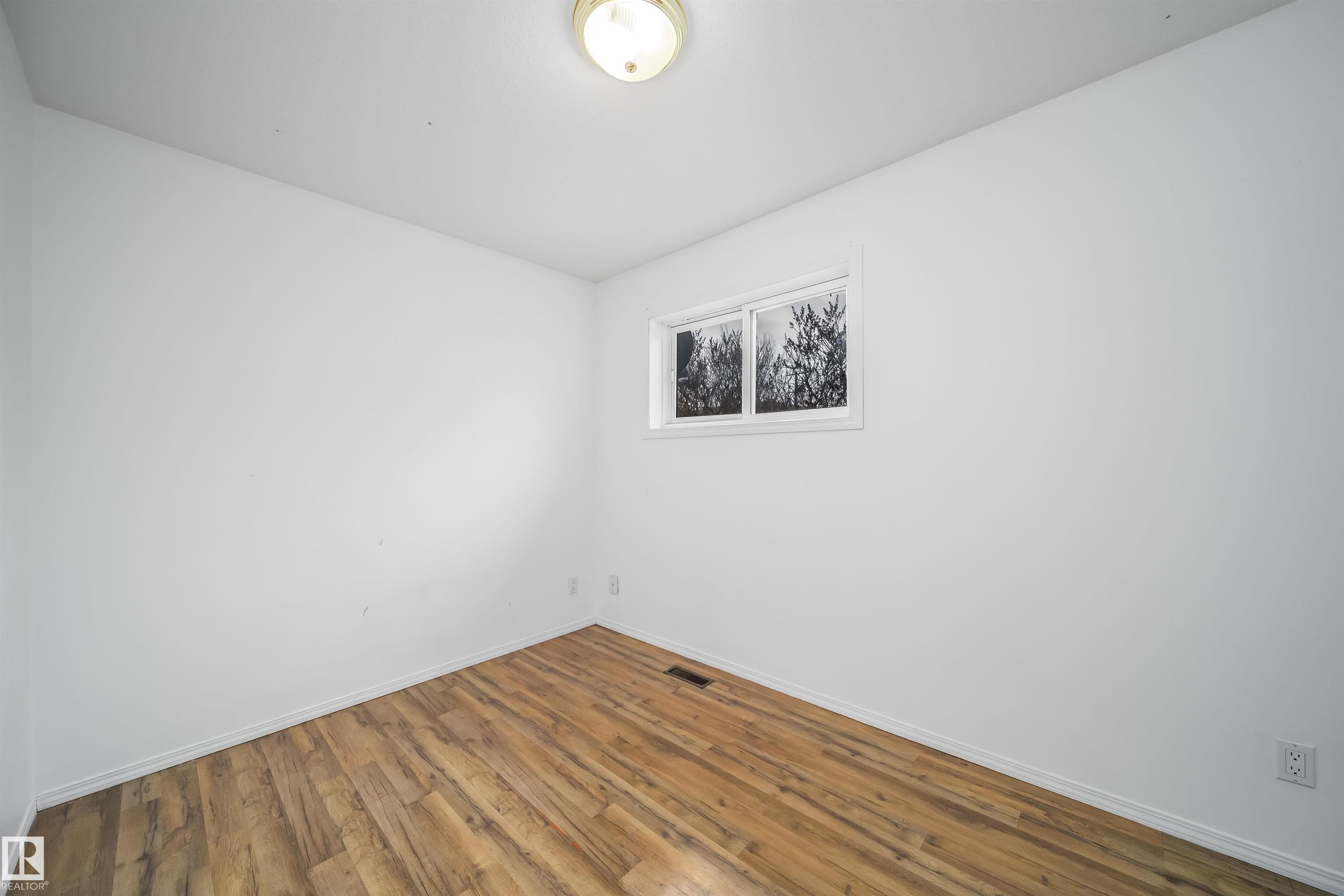 Photo 29 at 12041/43 67 Street NW, Montrose, Edmonton