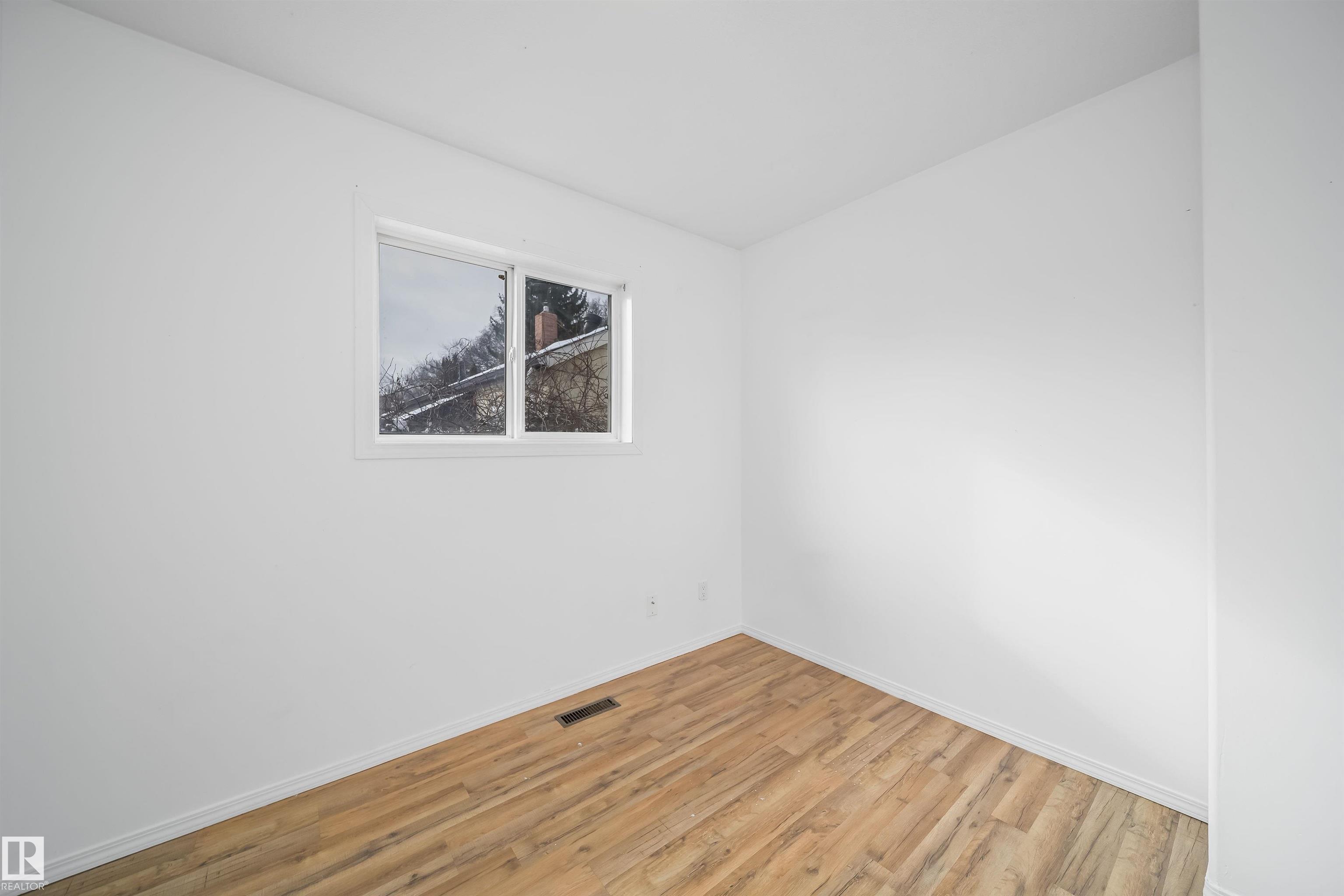 Photo 30 at 12041/43 67 Street NW, Montrose, Edmonton