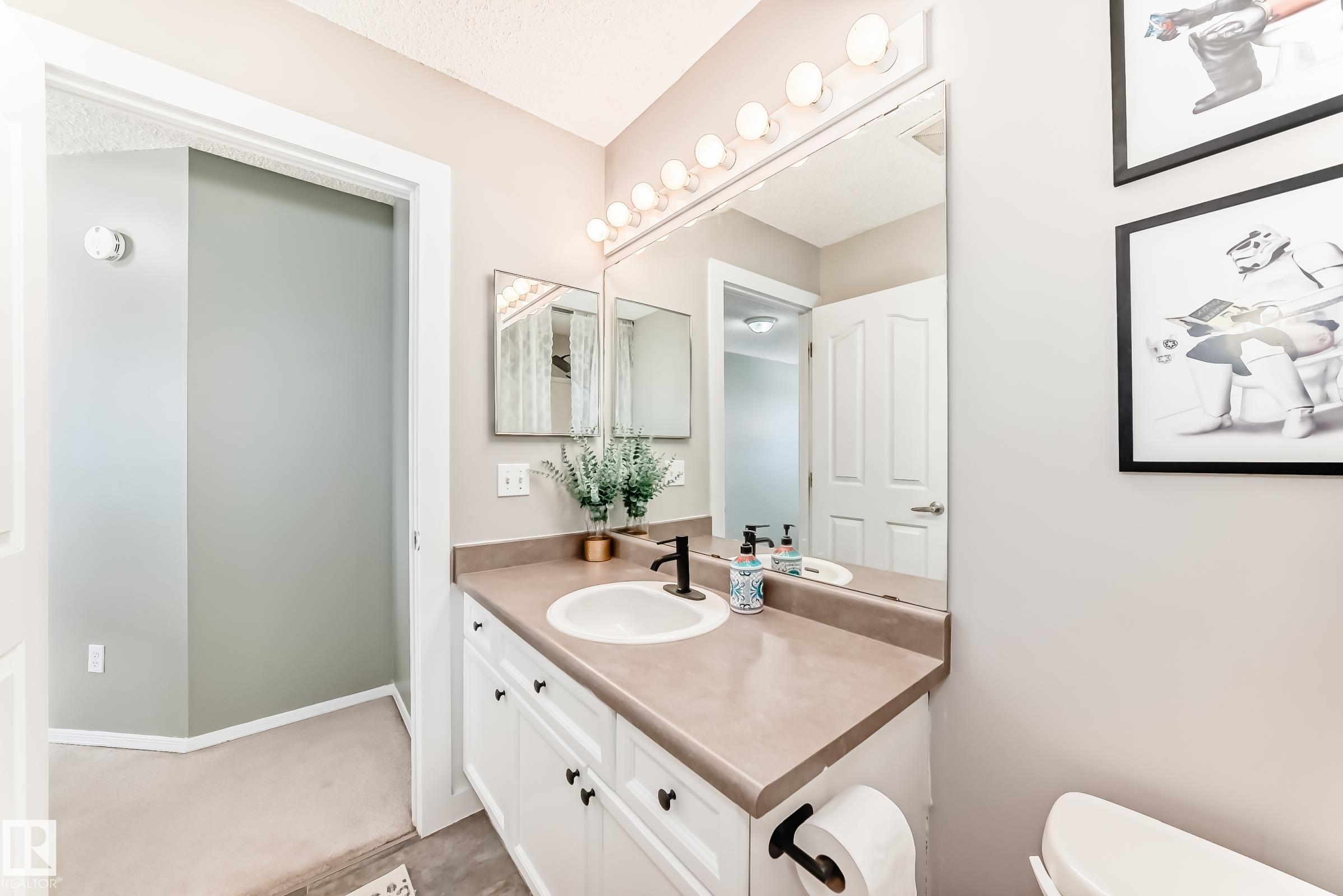 Photo 15 at 15304 138b Street NW, Carlton, Edmonton