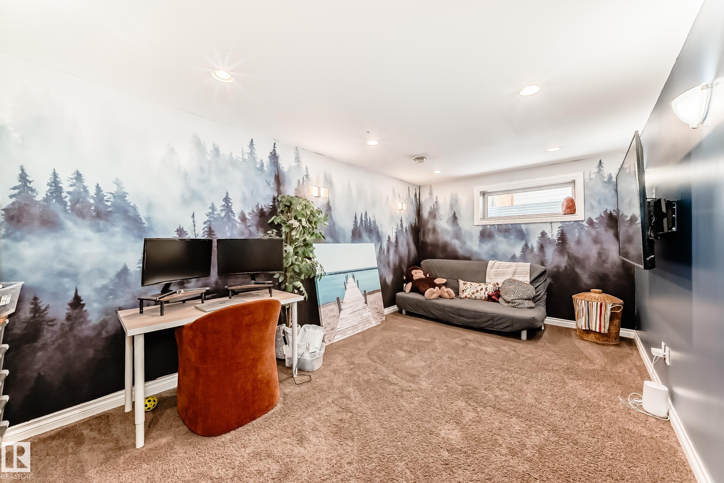 Photo 16 at 15304 138b Street NW, Carlton, Edmonton