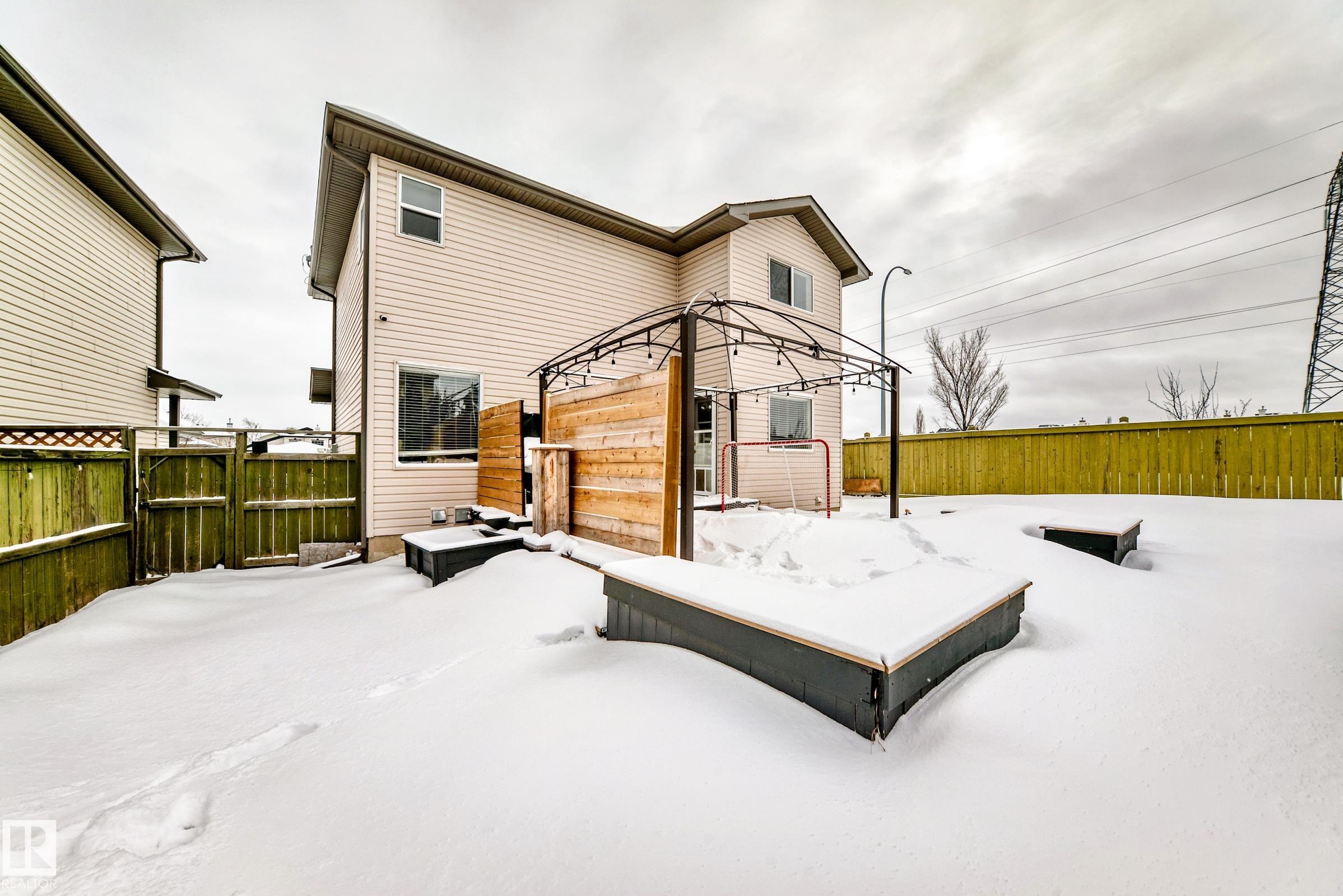 Photo 29 at 15304 138b Street NW, Carlton, Edmonton